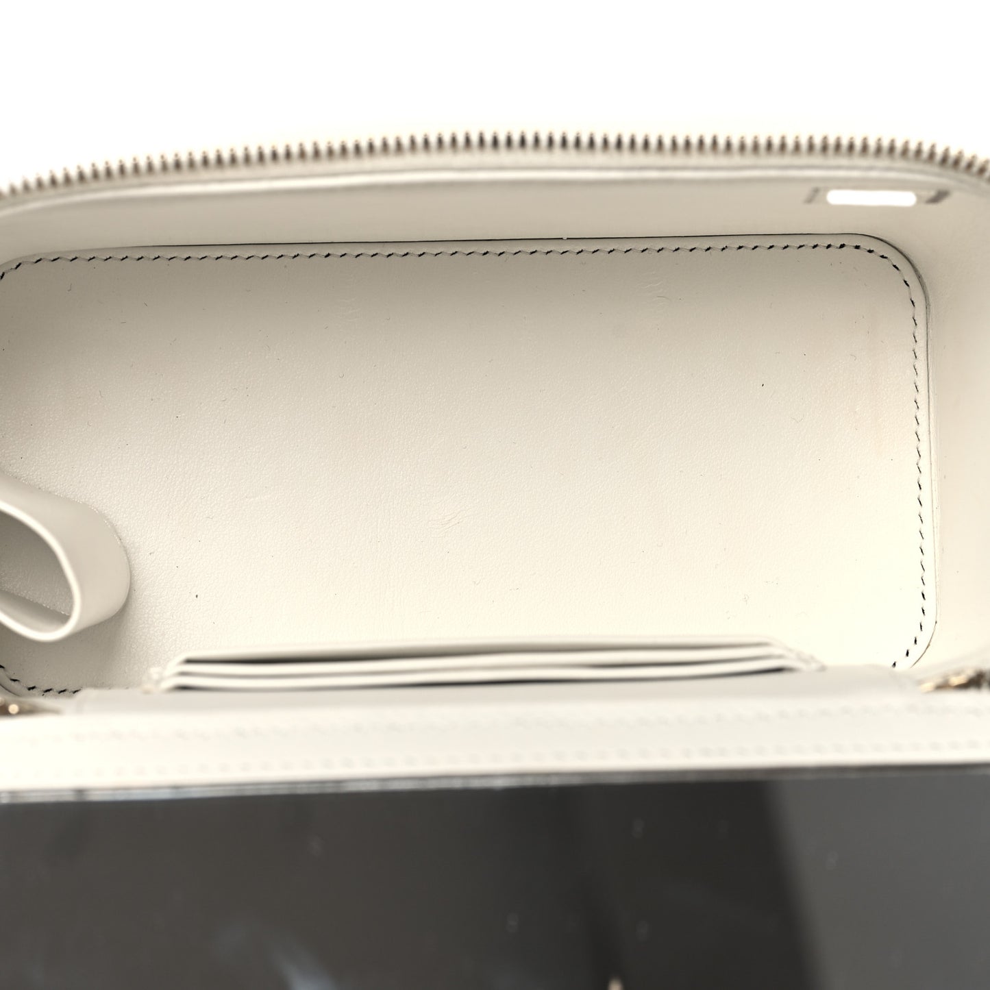 Caviar Quilted Small Vanity Case With Chain White