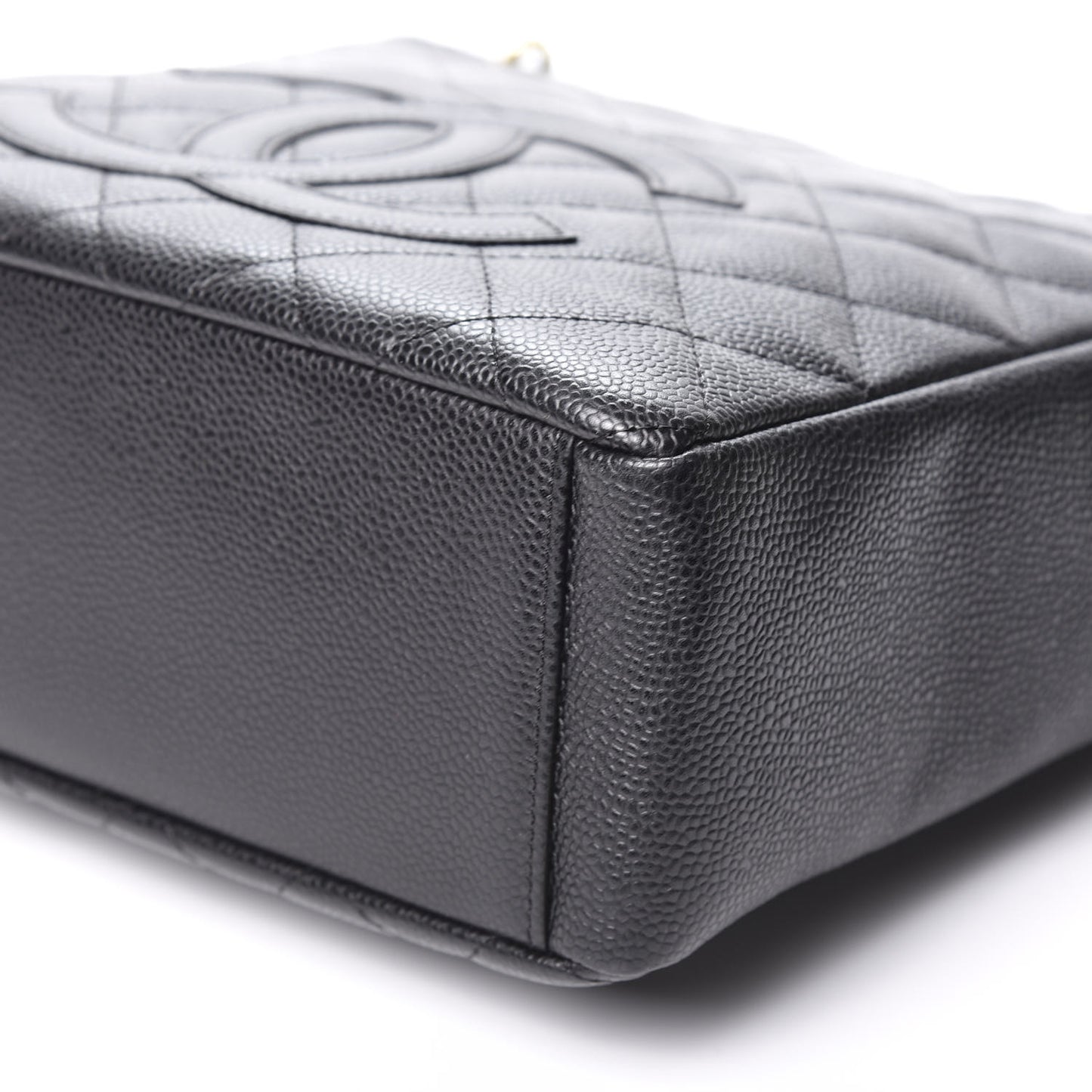 Caviar Quilted Petit Shopping Tote PST Black