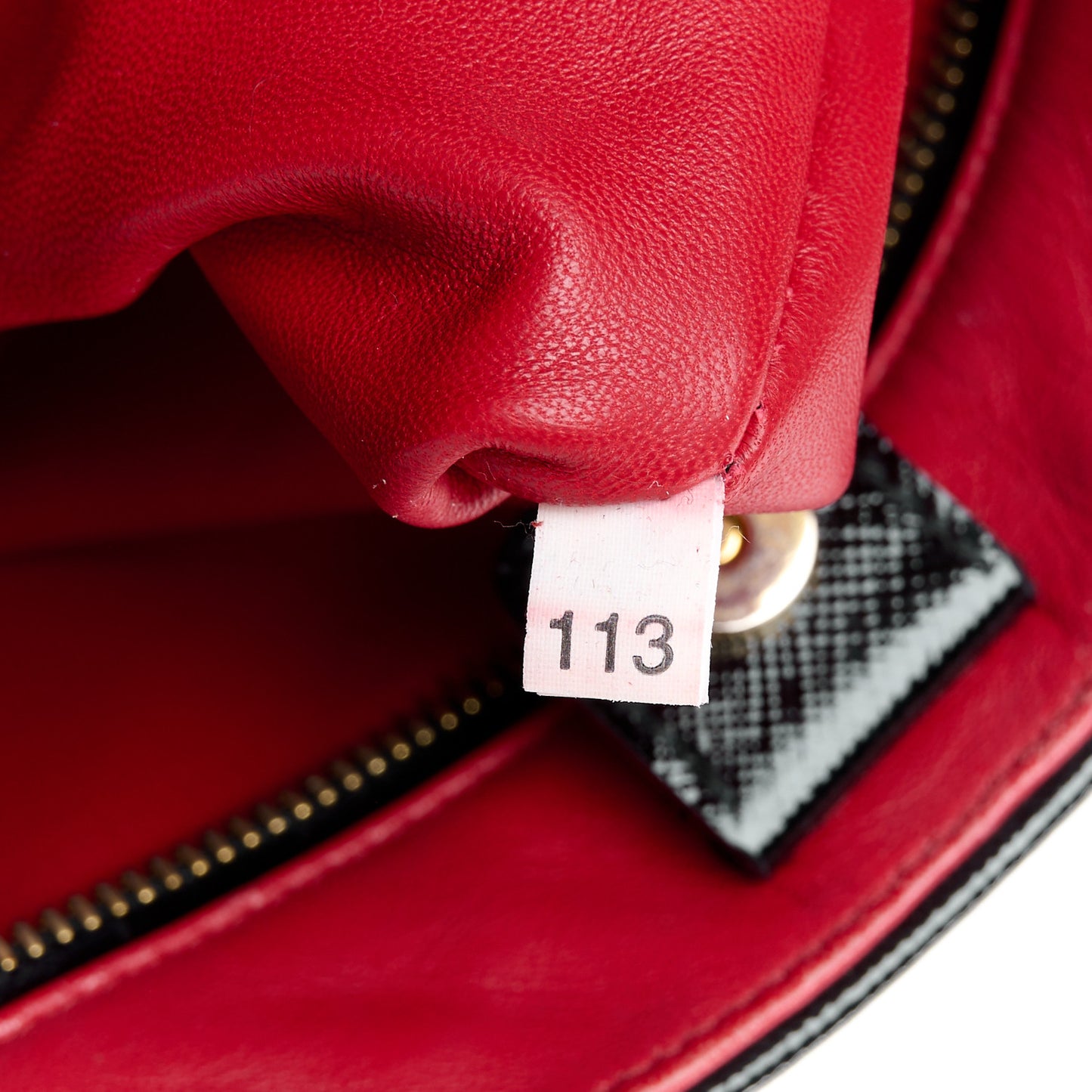 Saffiano Vernice Open Promenade Tote Black Rosso