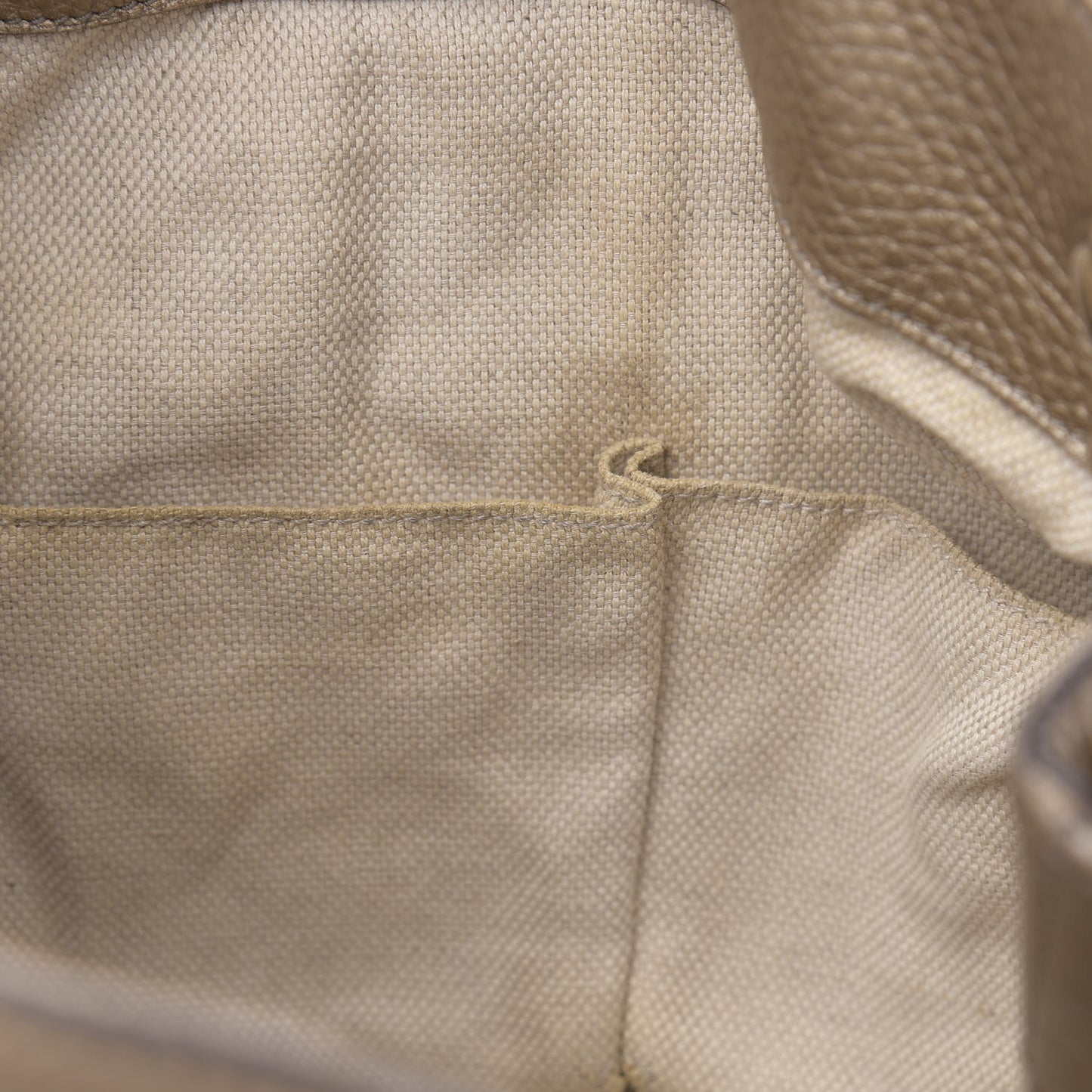 Metallic Pebbled Calfskin Medium Soho Chain Shoulder Bag Golden Beige