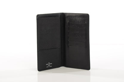Louis Vuitton Taiga Brazza Wallet Glacier 4 of 6