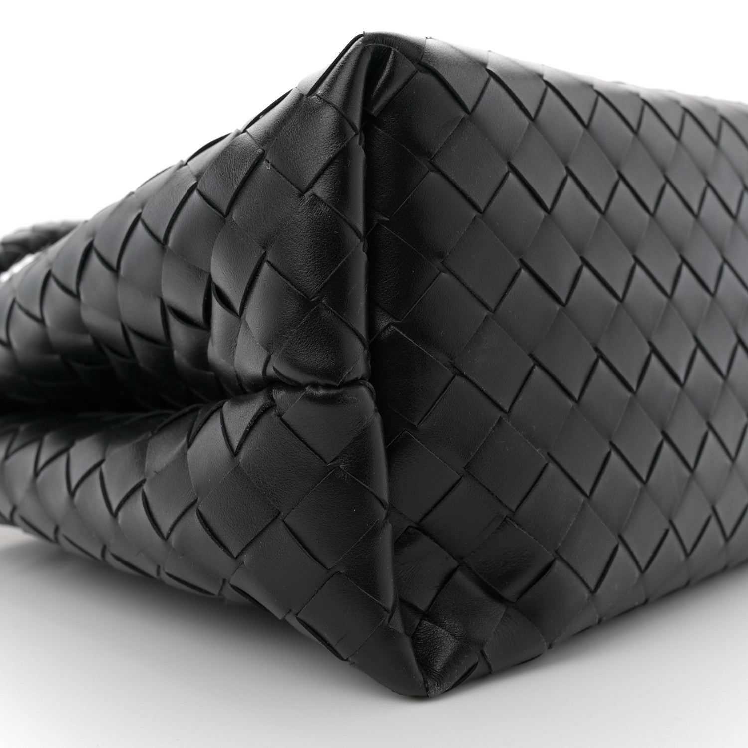 Bottega Veneta Calfskin Intrecciato Medium Andiamo Messenger Bag Black 9 of 11