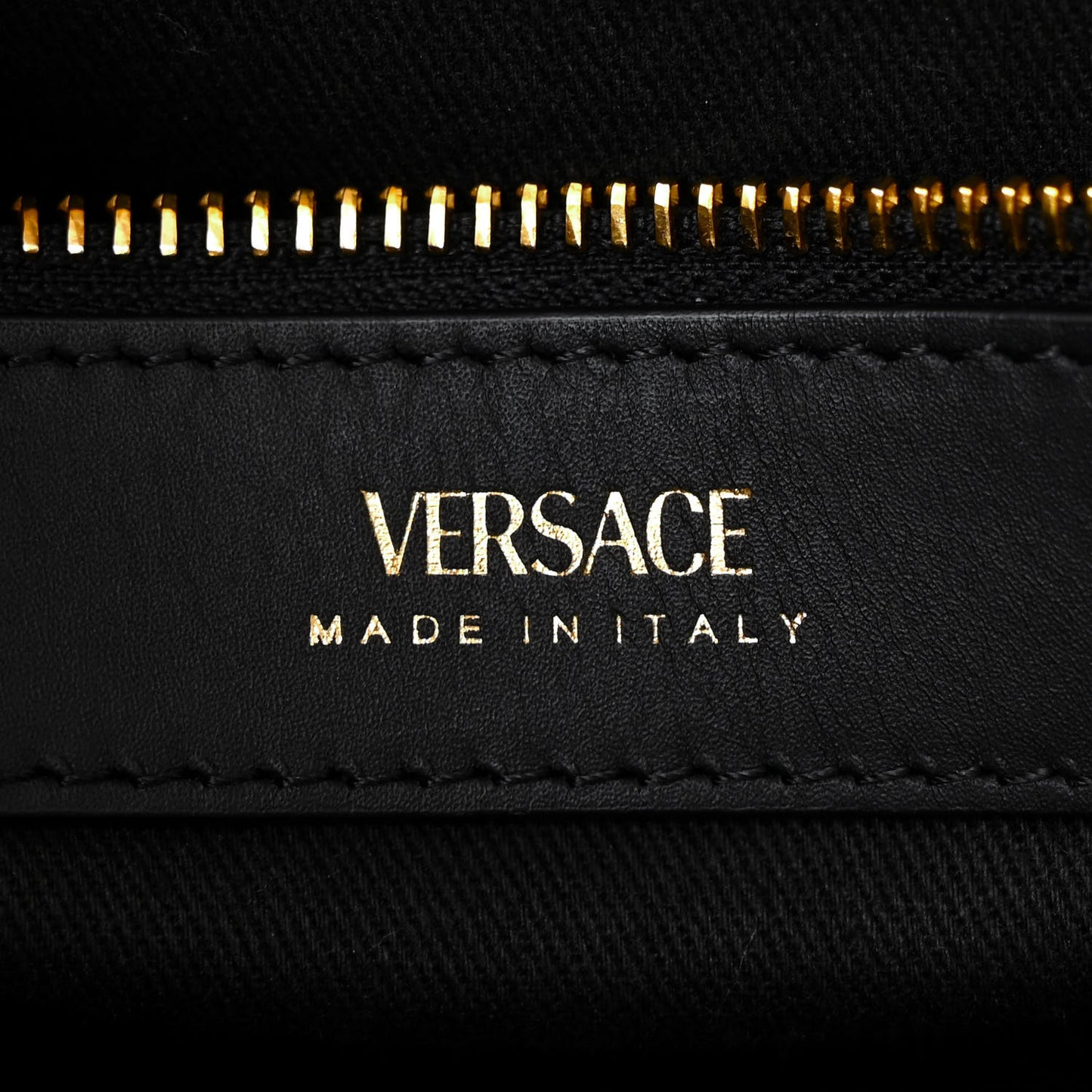 Canvas Baroque Print Medusa Small Tote Black