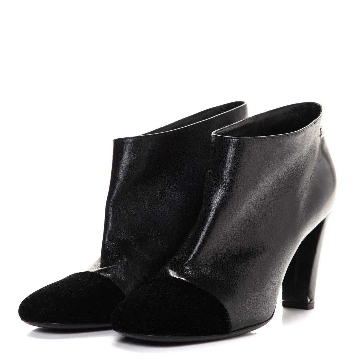 Lambskin Suede Cap Toe Short Ankle Boots 40 Black