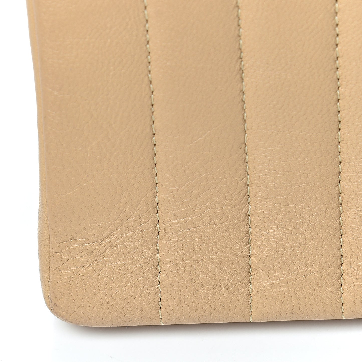 Lambskin Vertical Quilt Medium Flap Beige