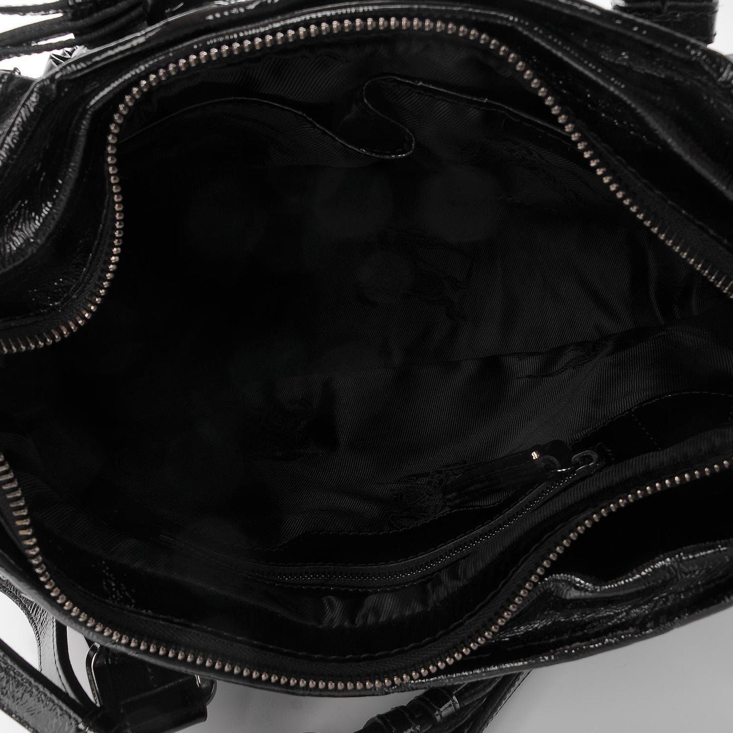 Patent Ruffled Medium Lowry Black