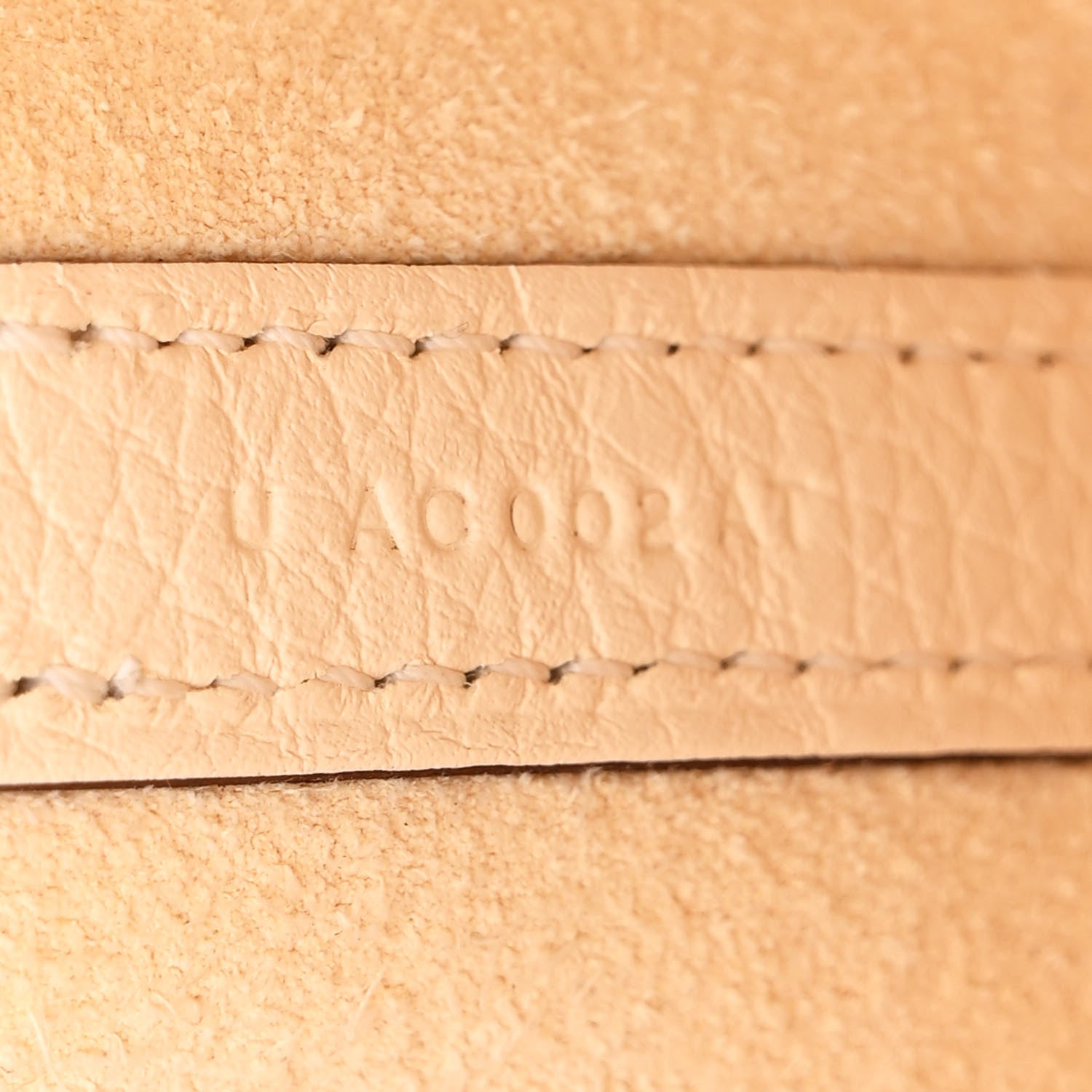 Hermes Taurillon Clemence Picotin Lock 18 PM Nata 7 of 10