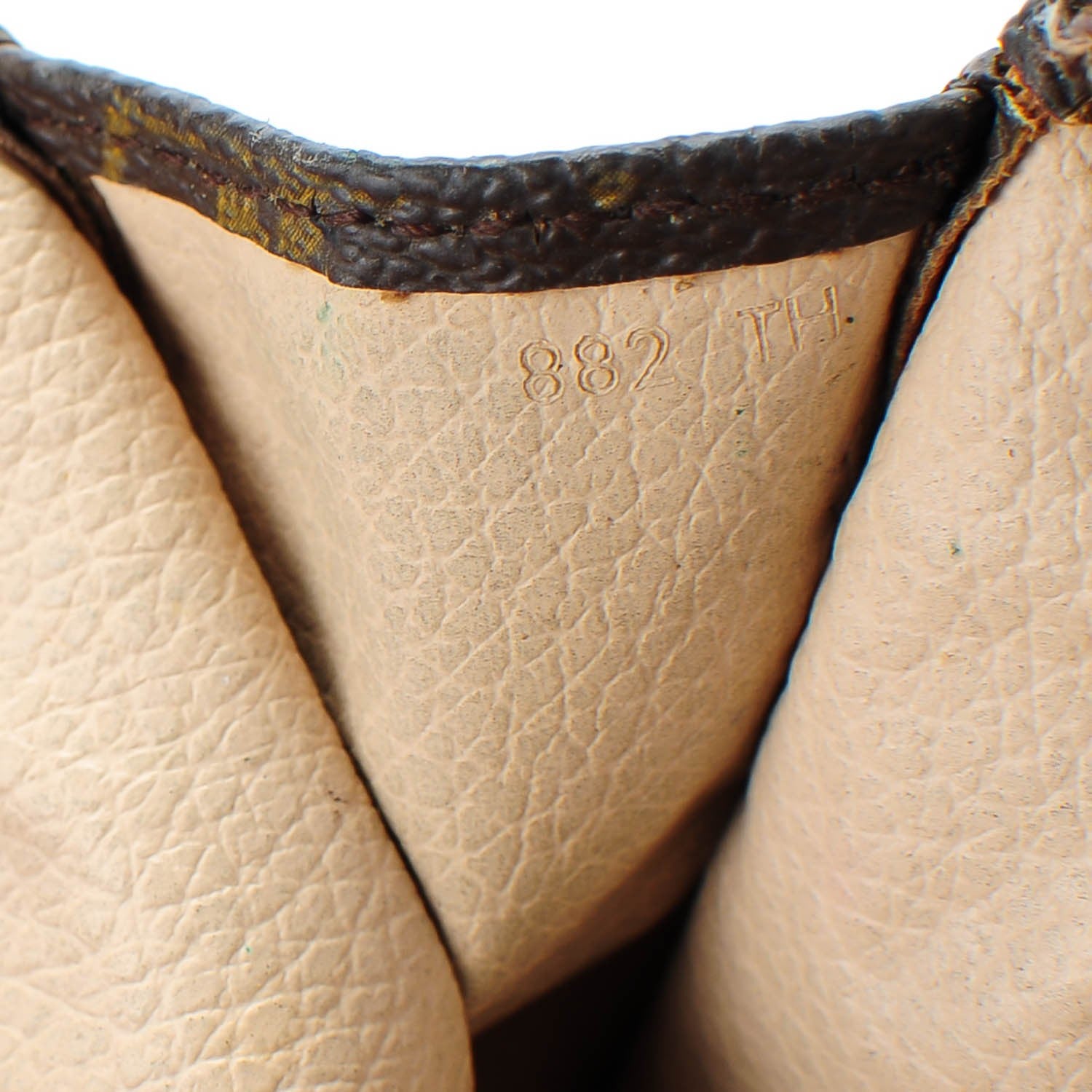 Louis Vuitton Monogram Toiletry Pouch 19 7 of 8