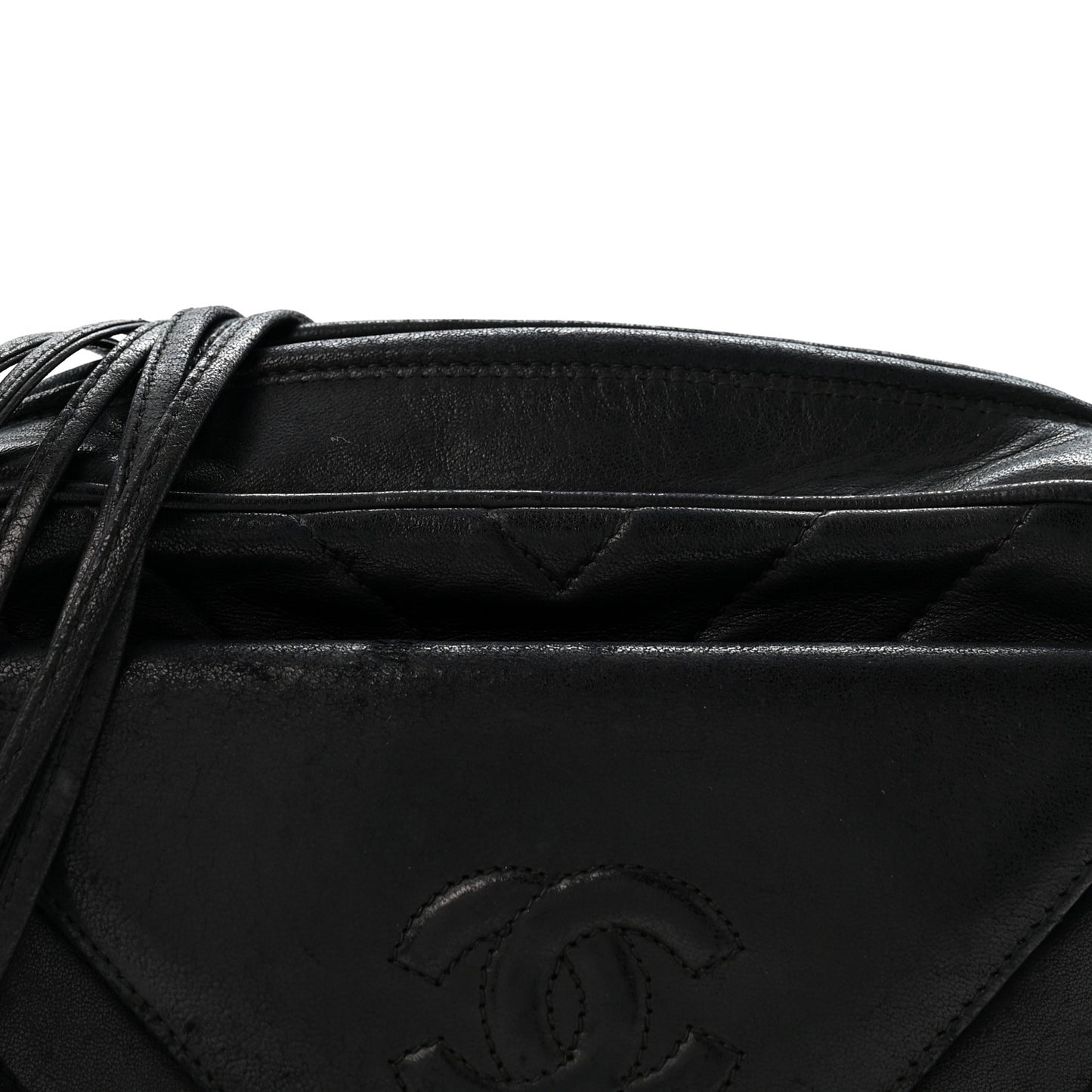 Lambskin Chevron Quilted Tassel Camera Case Black