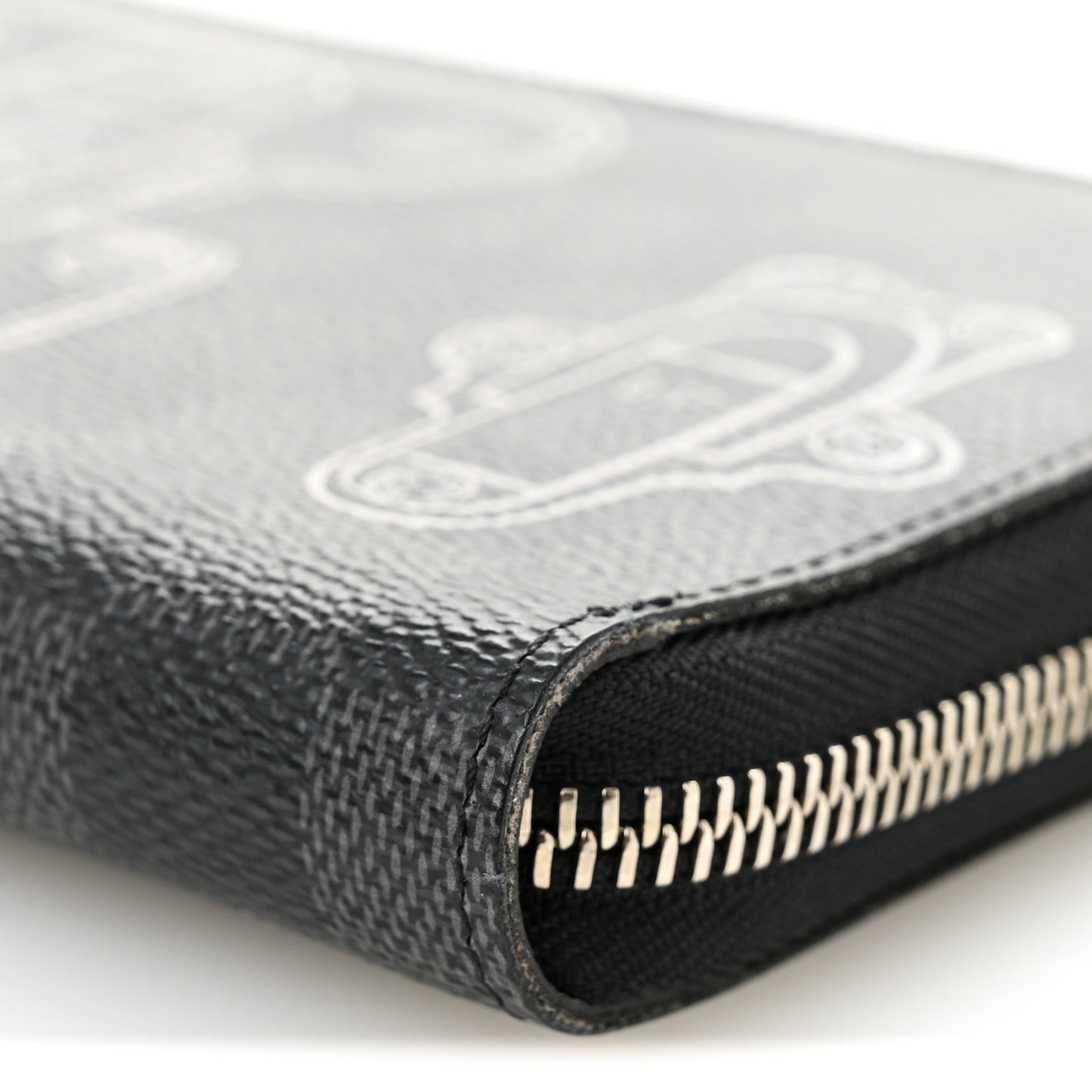 Damier Graphite Trunks and Locks Zippy Organizer Wallet