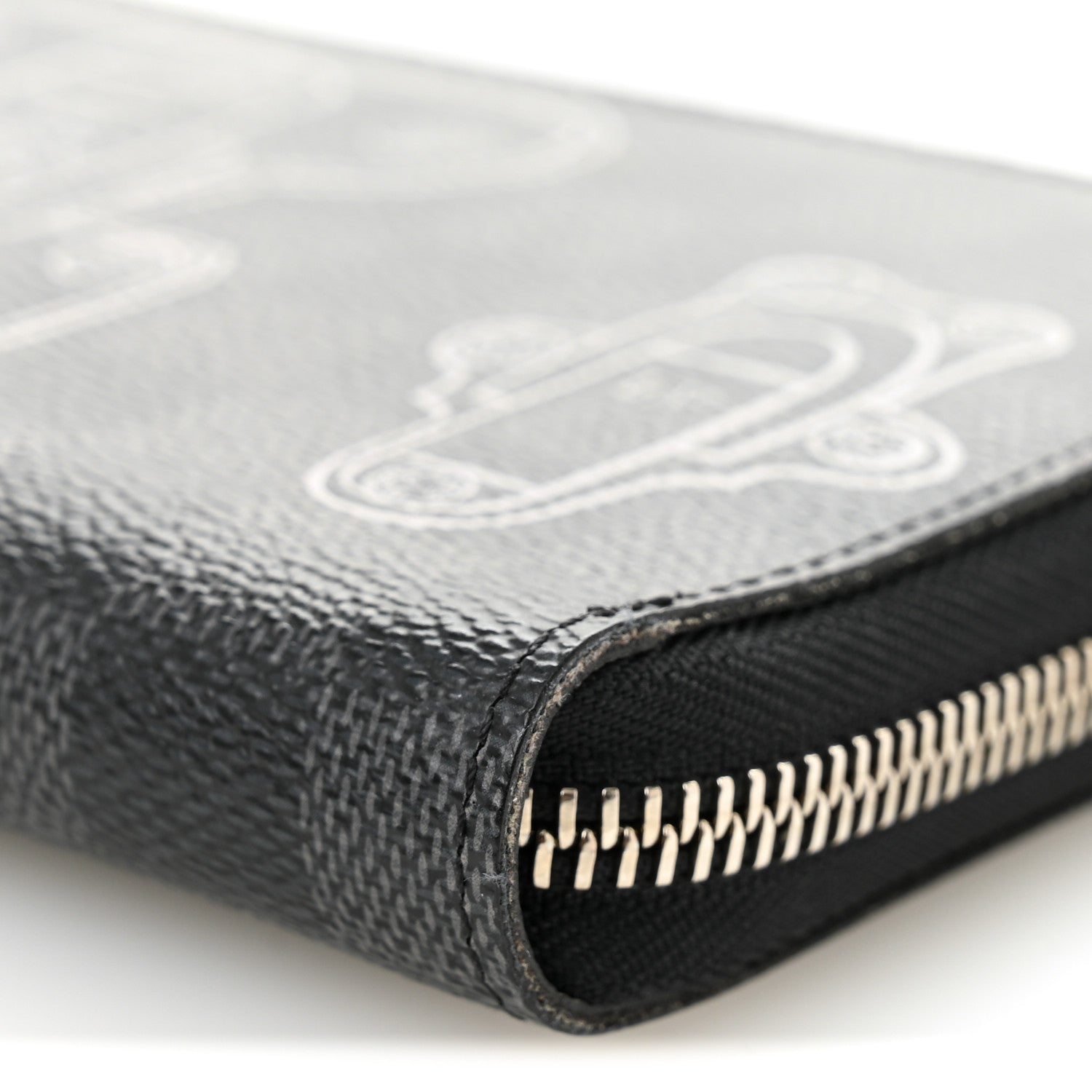 Louis Vuitton Damier Graphite Trunks and Locks Zippy Organizer Wallet 9 of 9