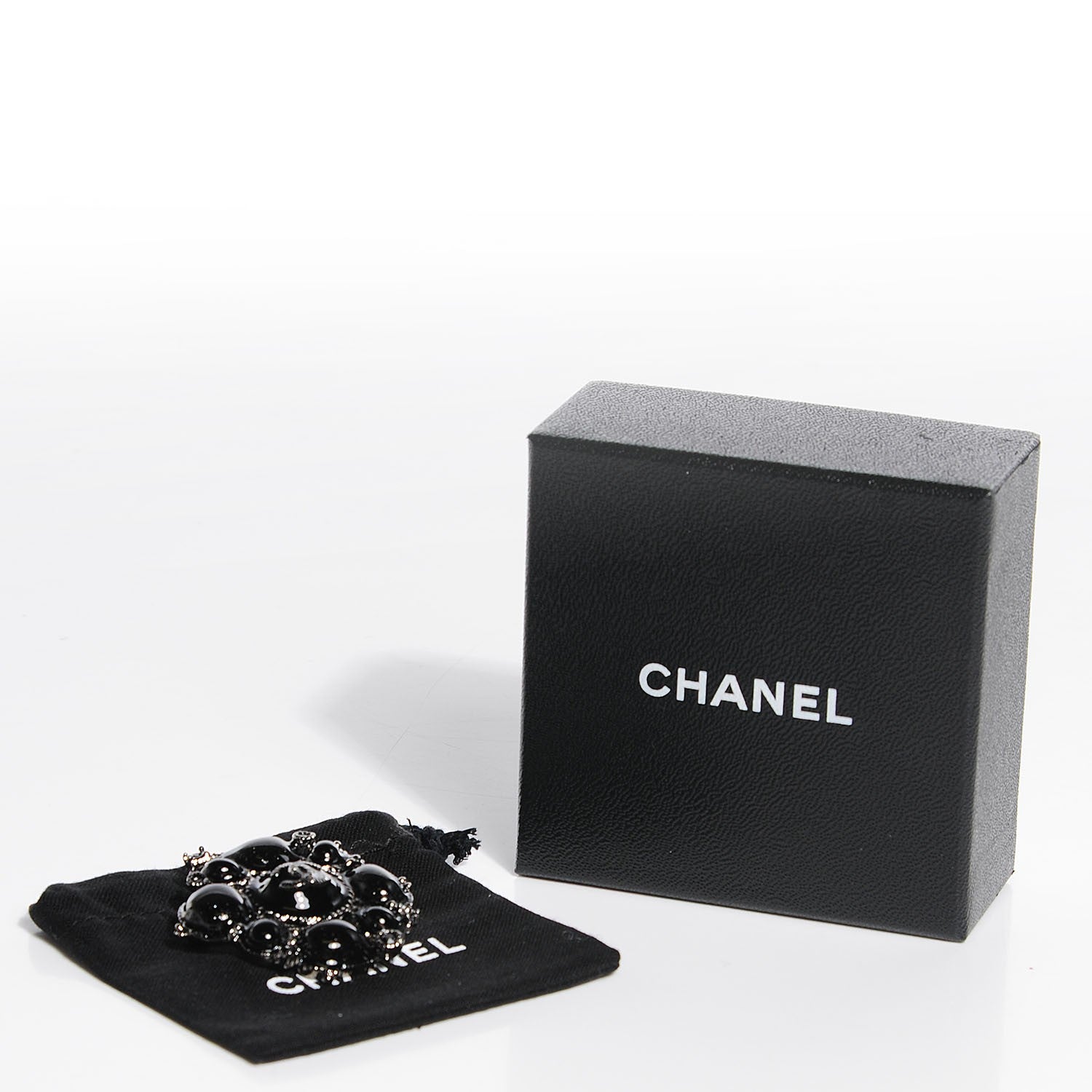 Chanel Gripoix CC Brooch Ruthenium 5 of 5