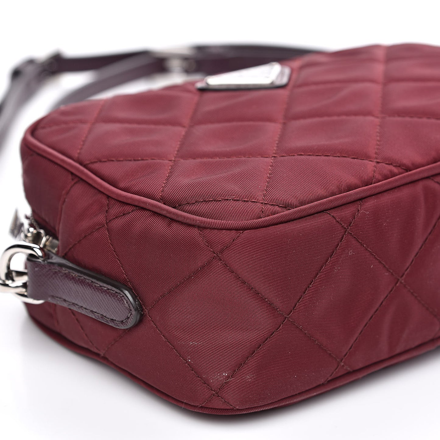 Nylon Tessuto Impuntu Quilted Crossbody Bag Granato