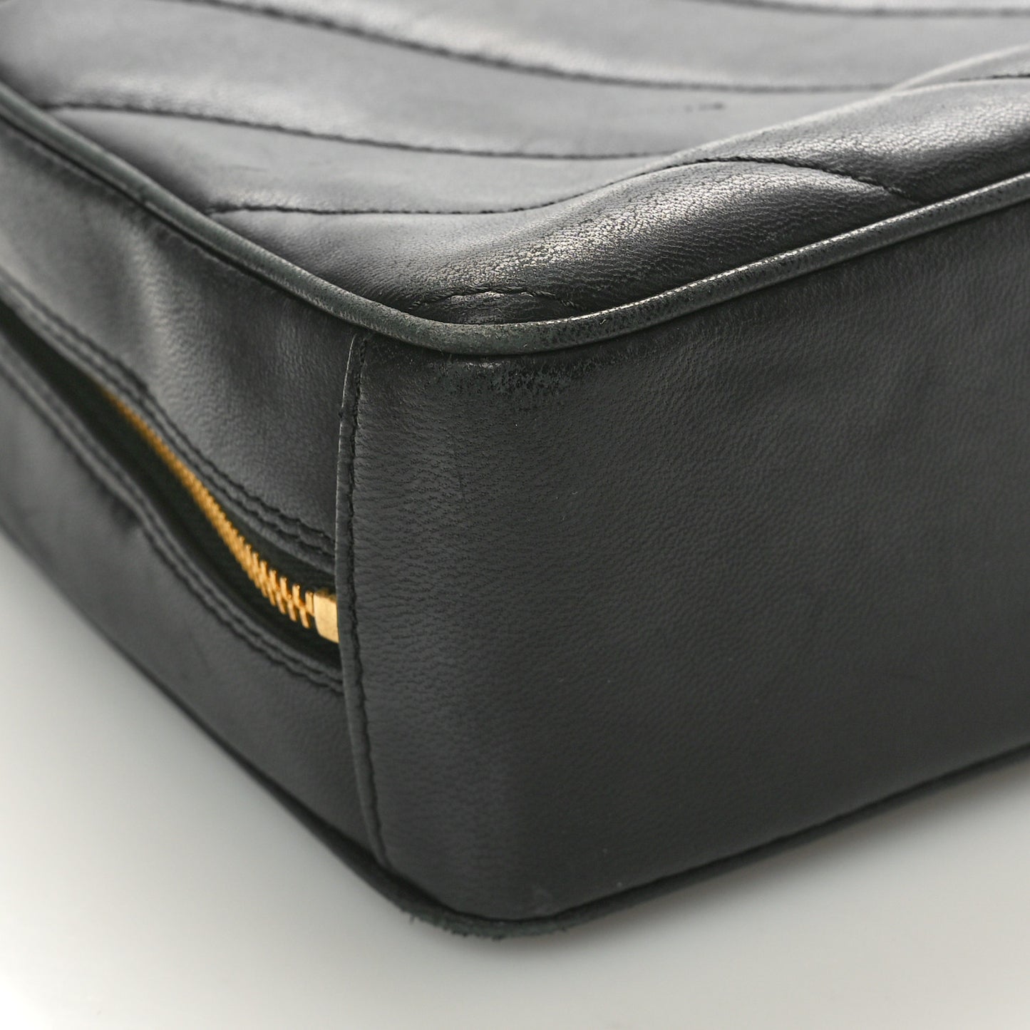 Lambskin Chevron Quilted Camera Case Black