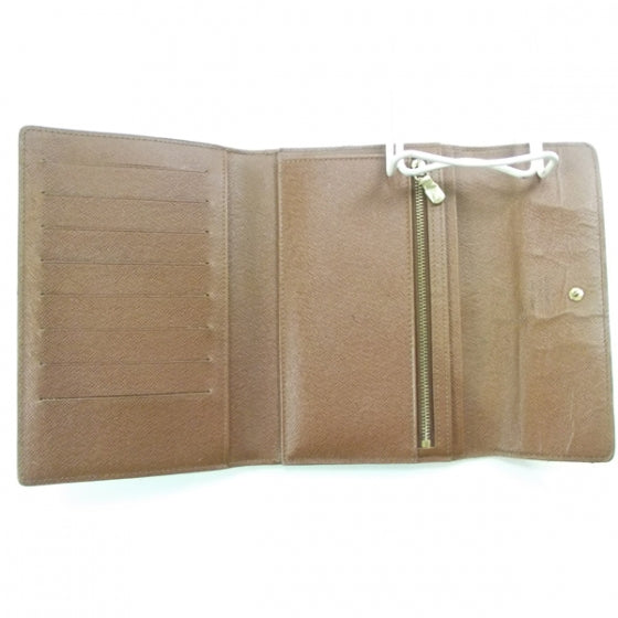 Louis Vuitton Monogram Passport Wallet 4 of 8