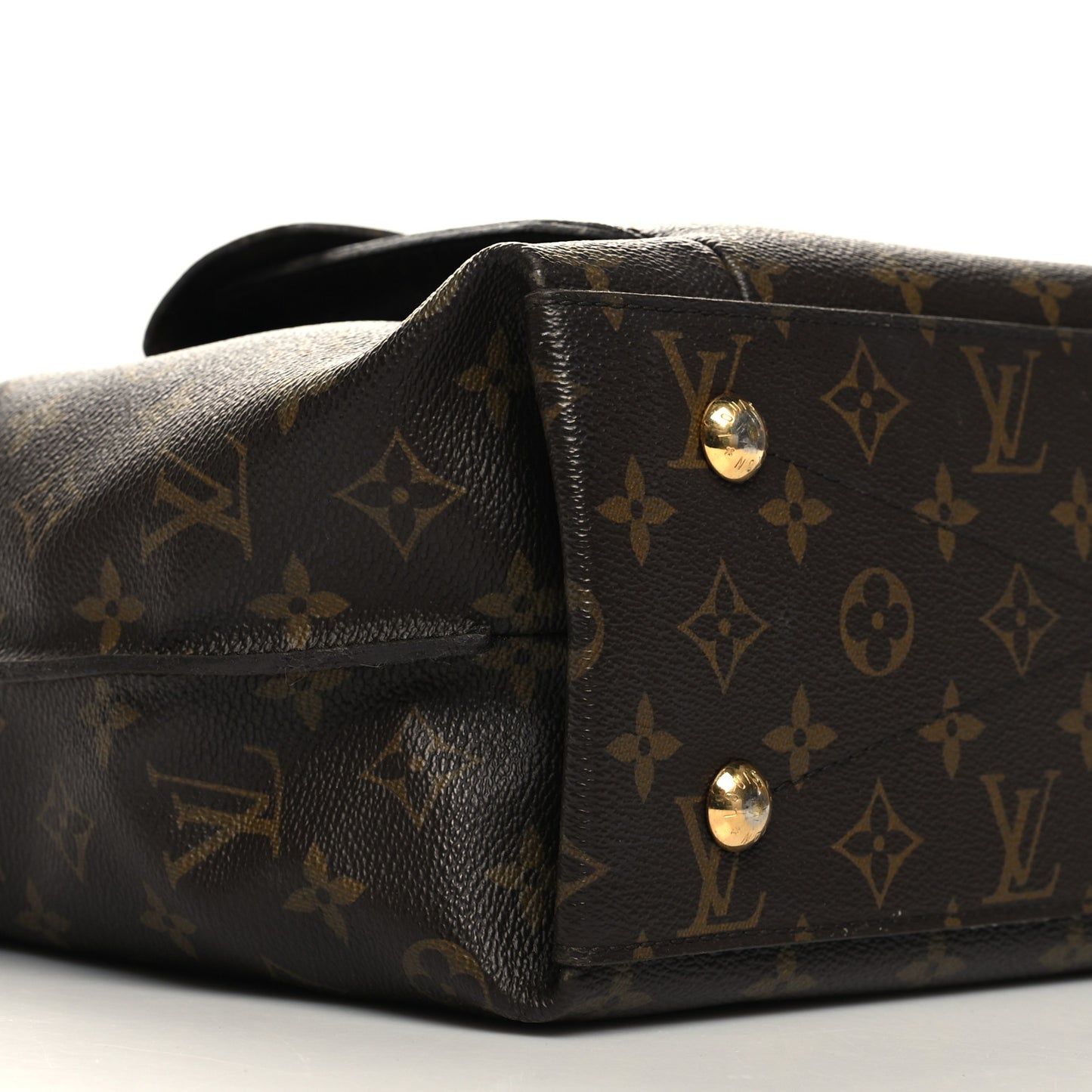 Monogram Metis