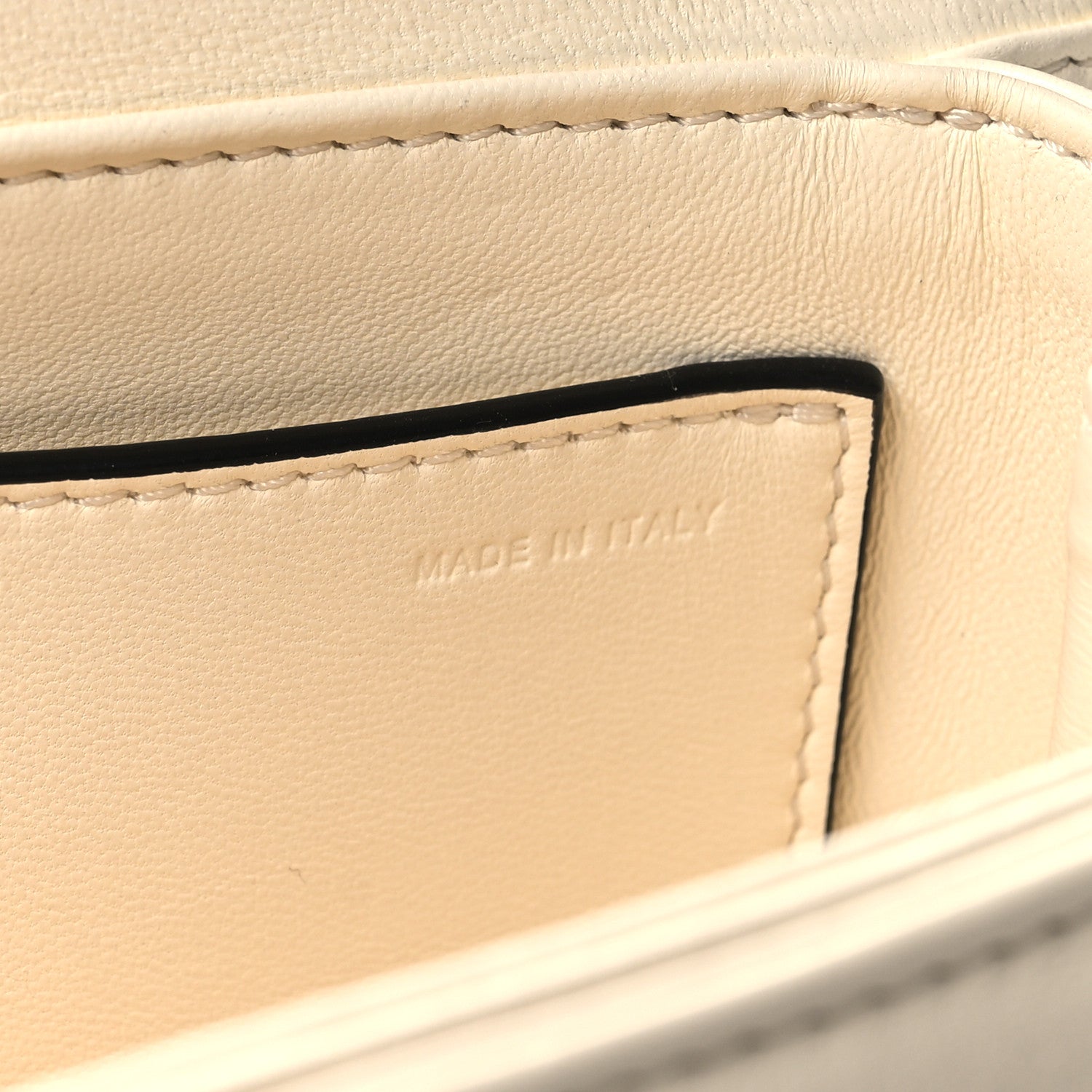 Valentino Garavani Nappa One Stud Chain Clutch Ivory 7 of 11
