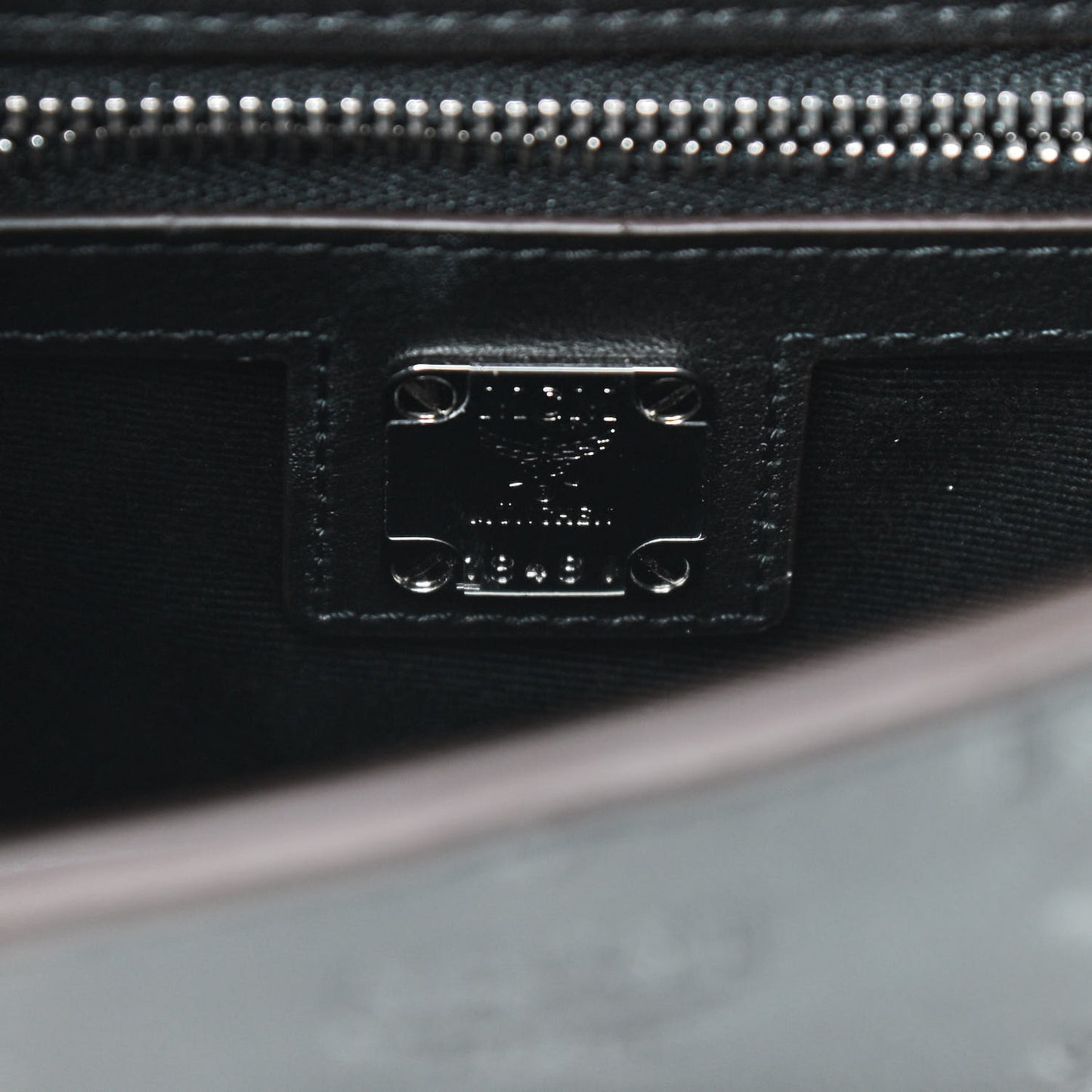 Calfskin Ottomar Essential Visetos Small Backpack Black