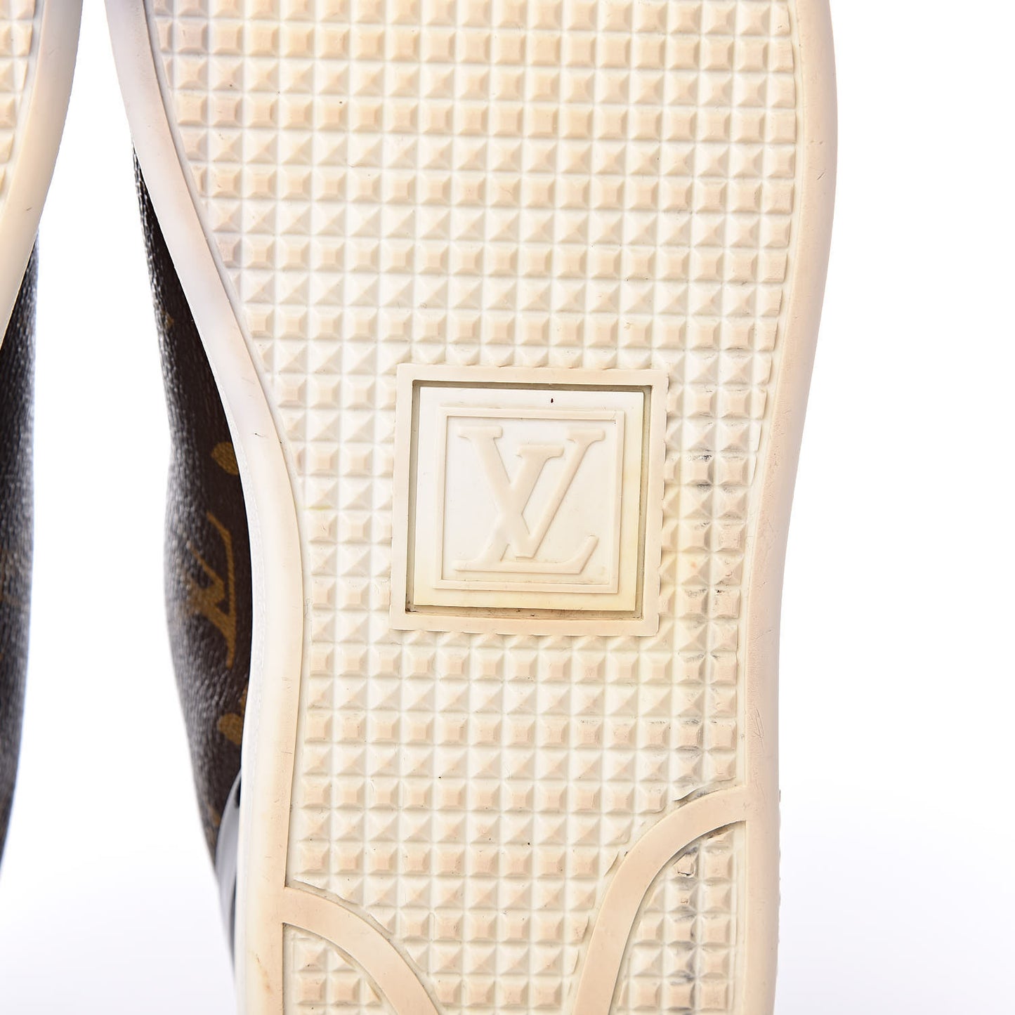 Patent Monogram Frontrow Sneakers 39