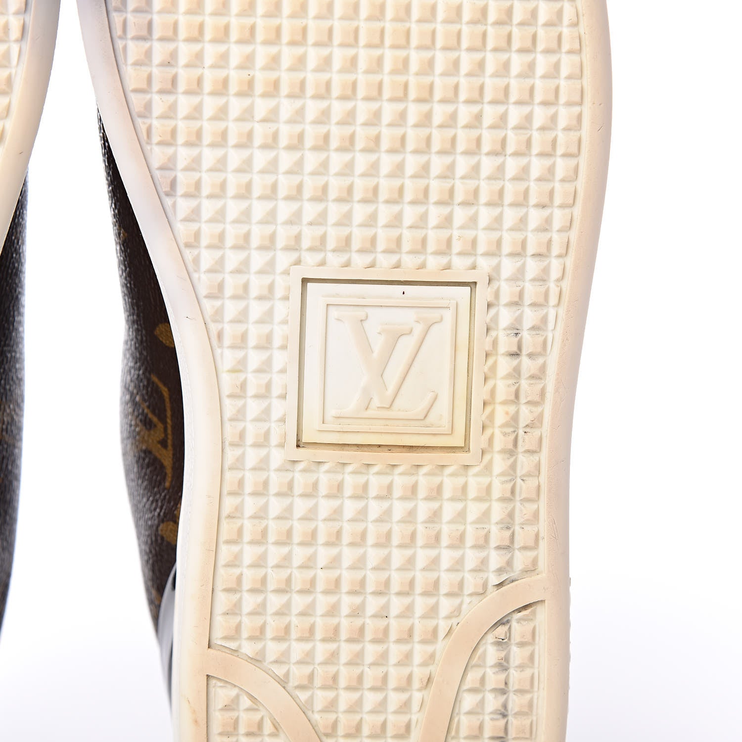 Louis Vuitton Patent Monogram Frontrow Sneakers 39 9 of 25