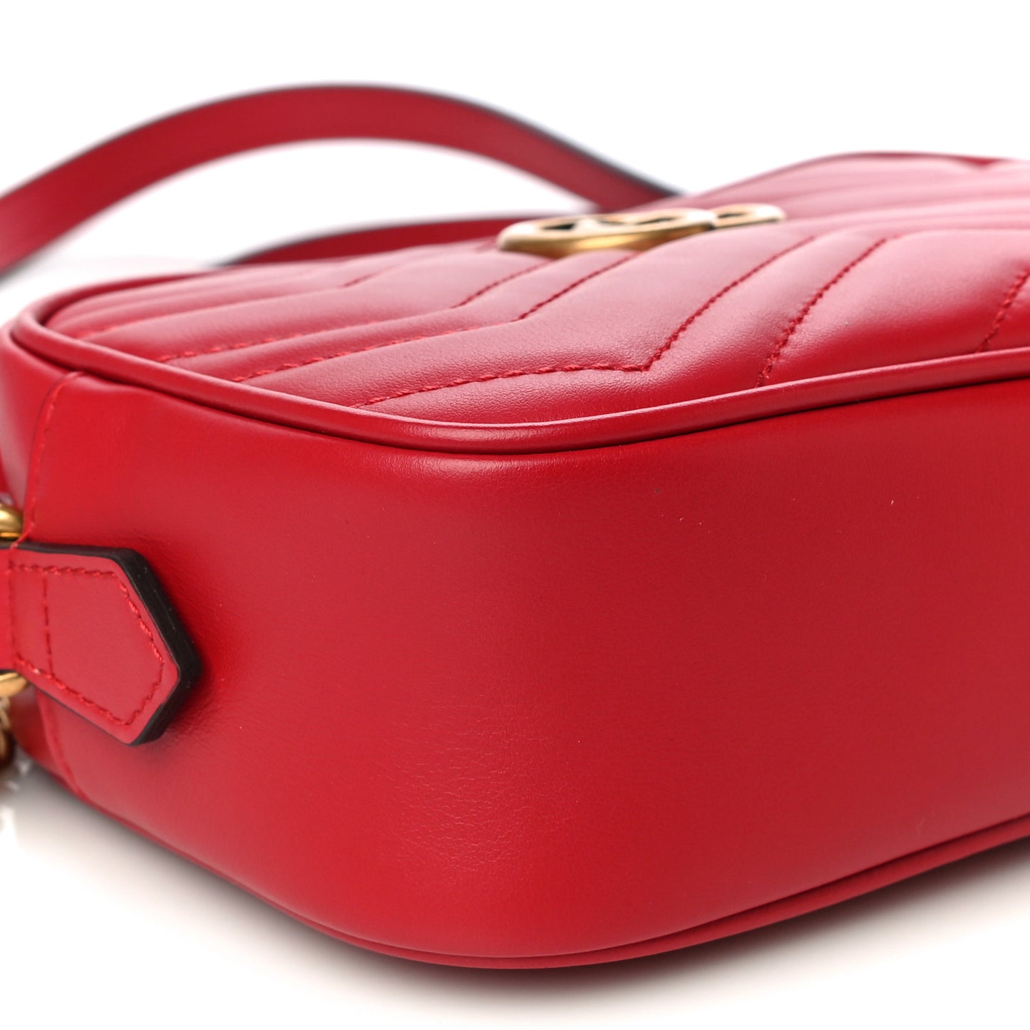 Calfskin Matelasse Mini GG Marmont Chain Shoulder Bag Hibiscus Red