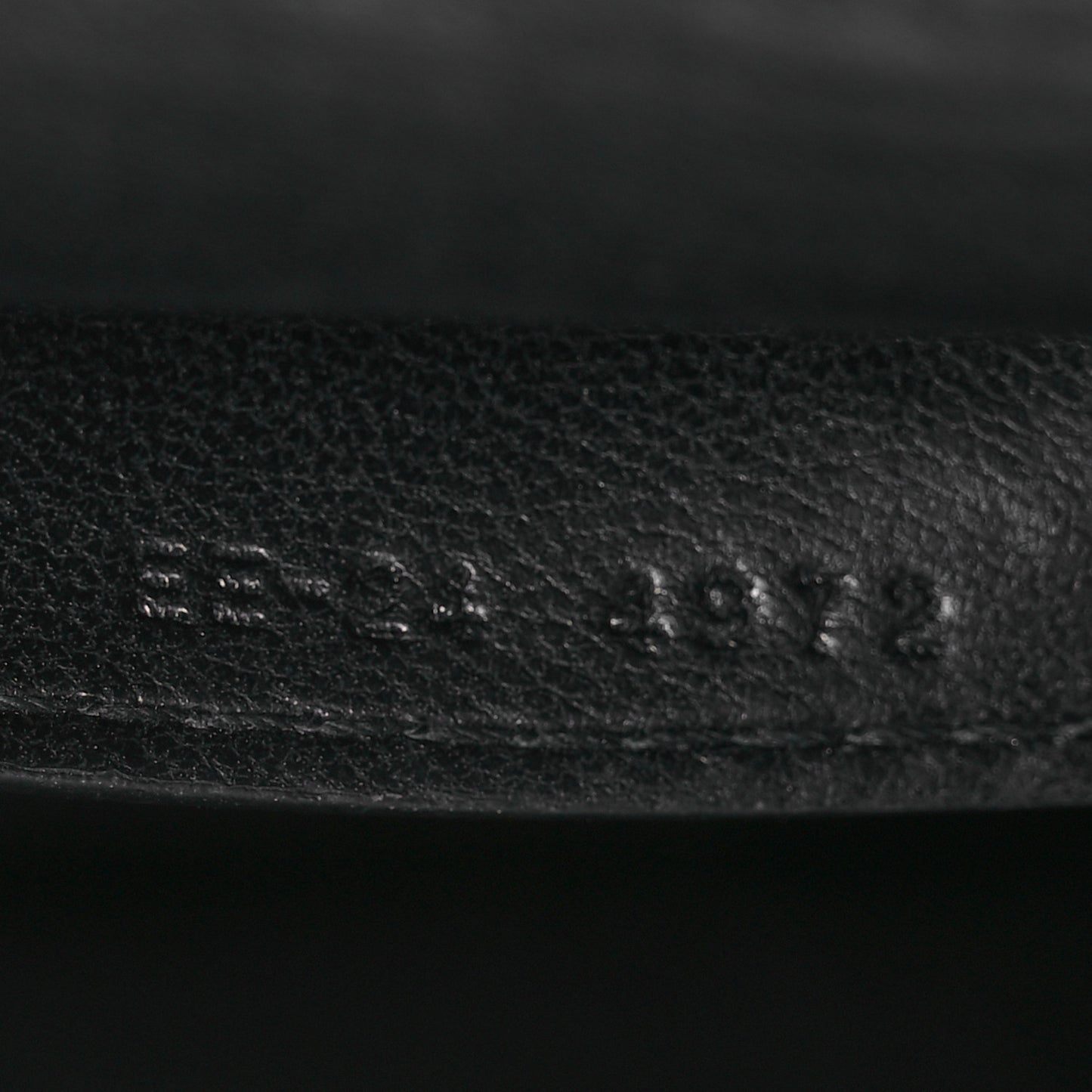 Calfskin Quilted Medium New Gancini Shoulder Bag Black