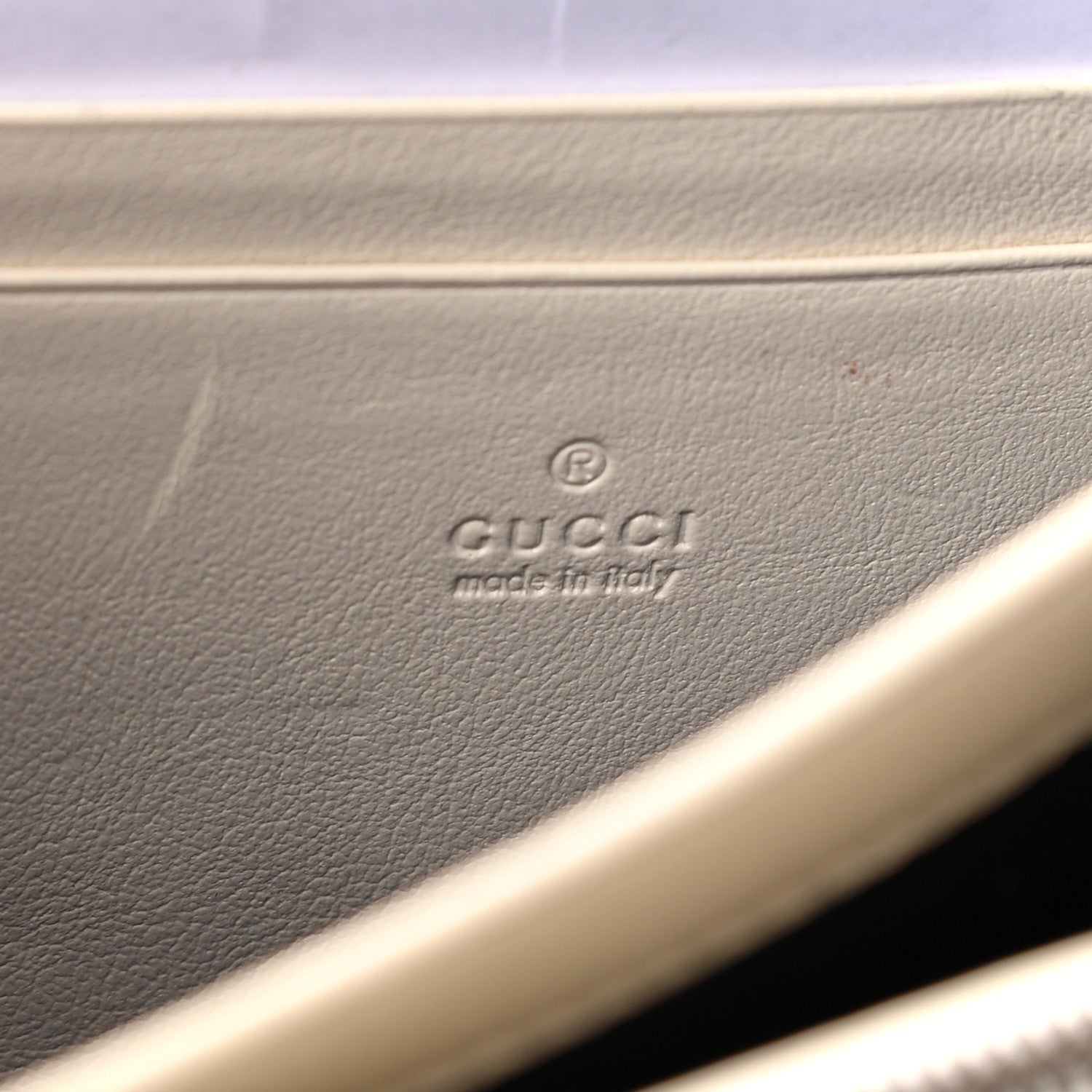 Gucci Vintage Effect Calfskin Matelasse Diagonal Torchon GG Marmont Chain Wallet Mystic White Blue Agata 7 of 10
