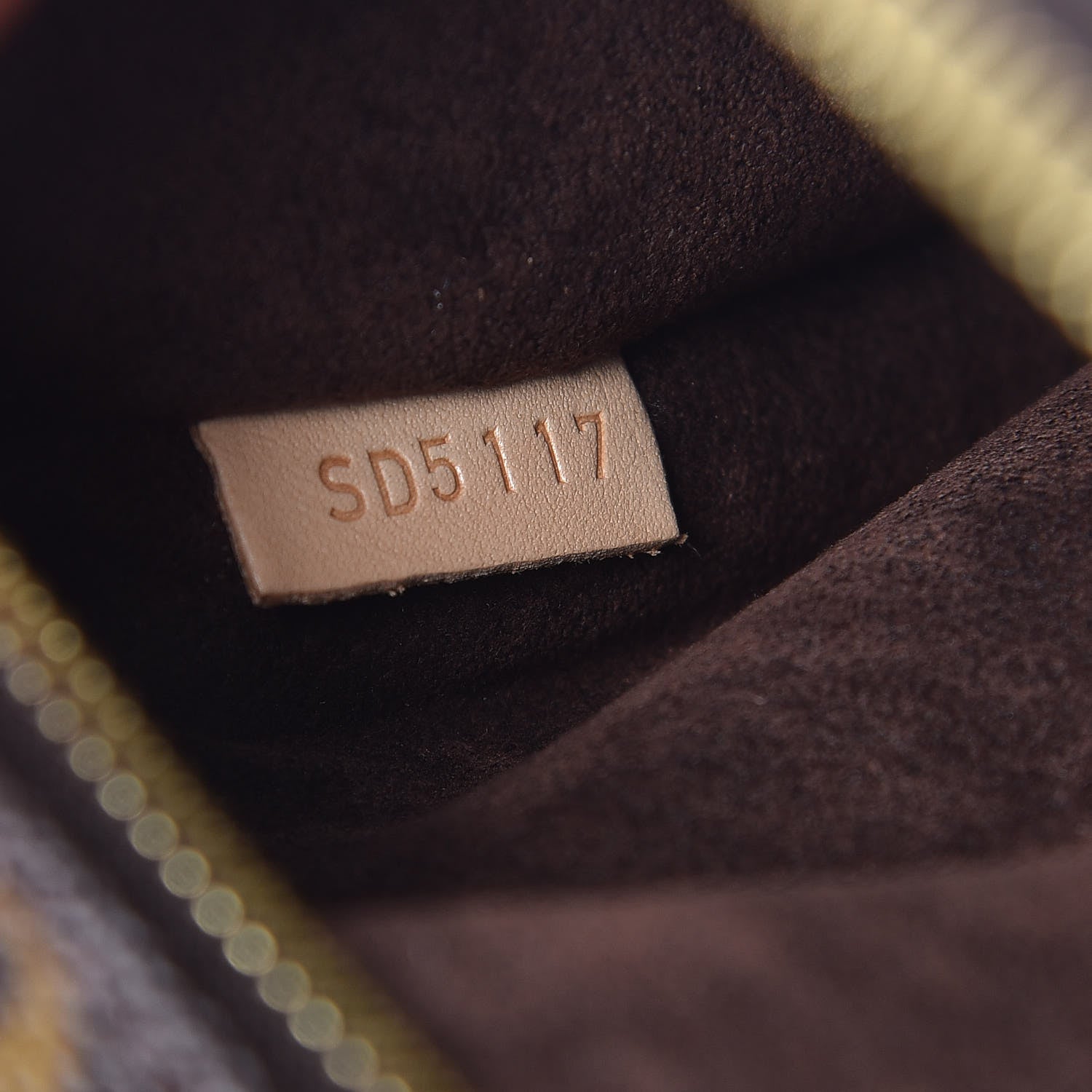 Louis Vuitton Monogram Pochette Metis 8 of 11