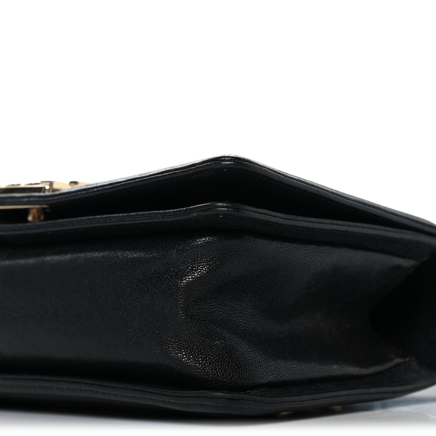 Caviar Chevron Quilted Medium Boy Flap Black