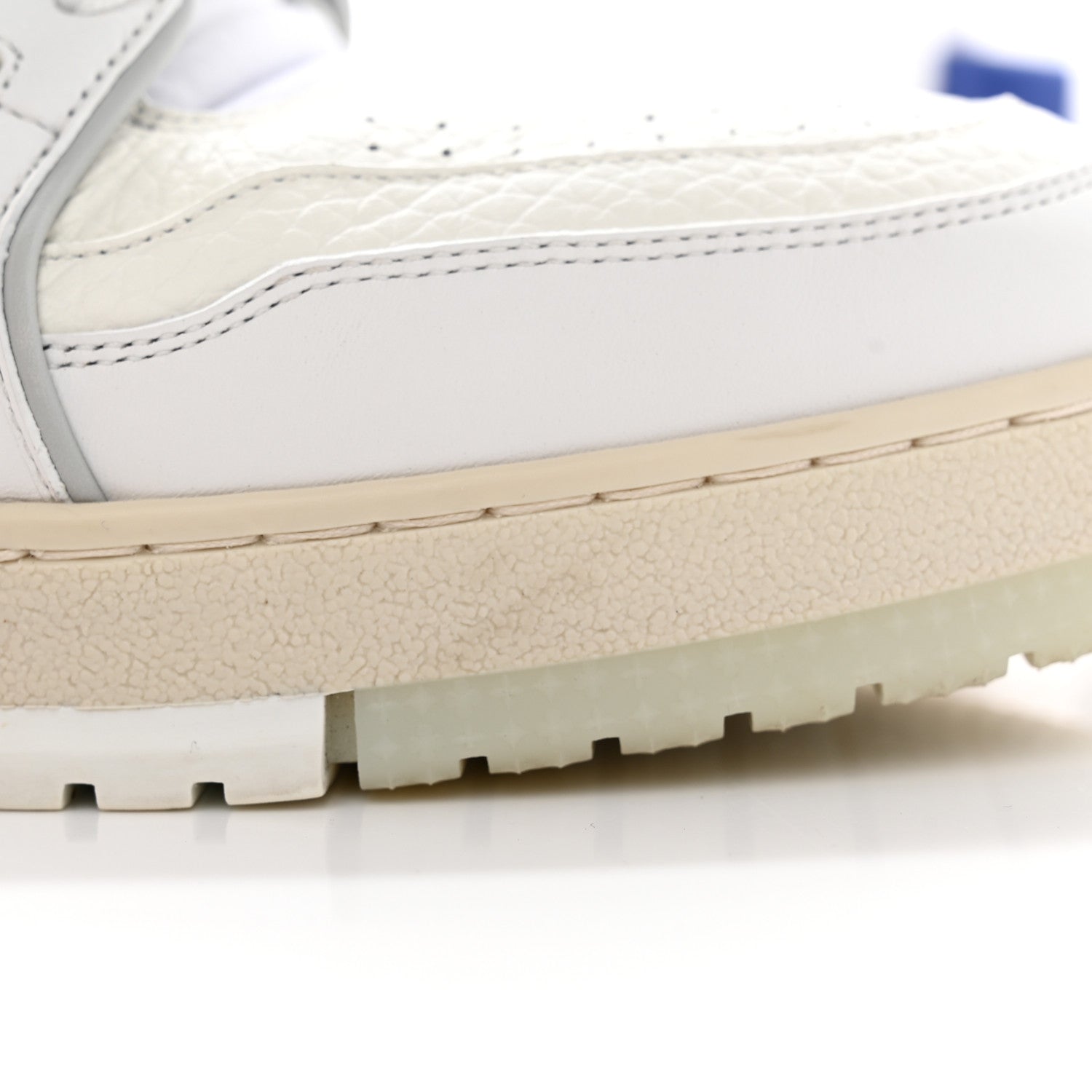Louis Vuitton Calfskin Mens LV Trainer Sneakers 9 White 21 of 22