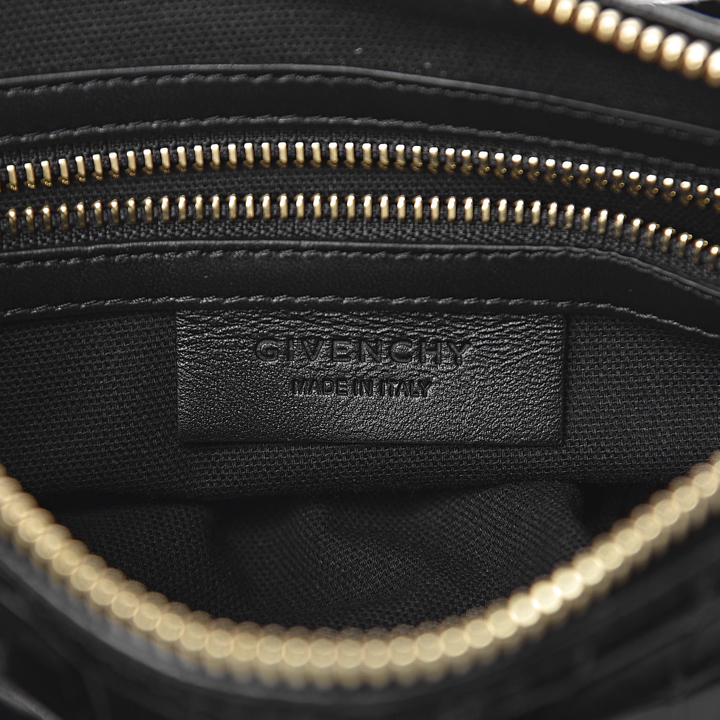 Calfskin Crocodile Embossed Small Pandora Black
