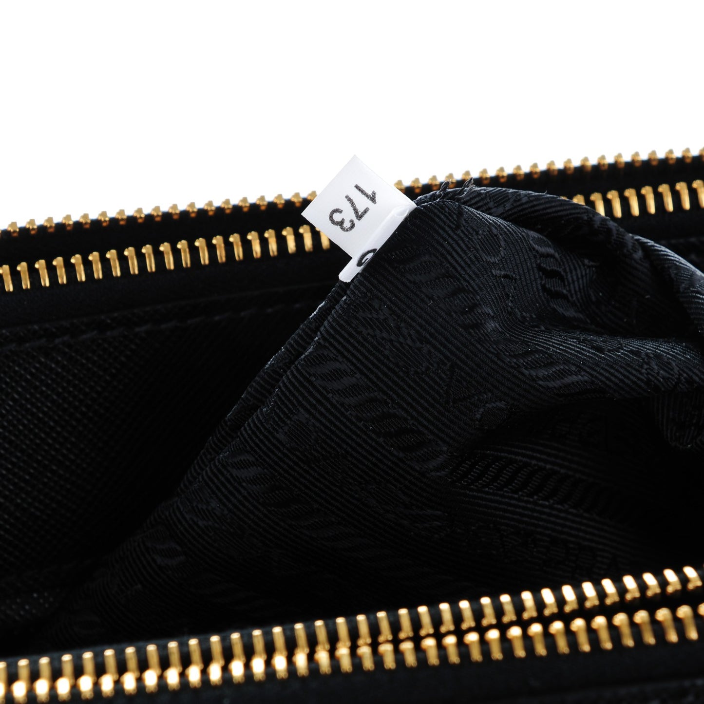 Saffiano Large Galleria Double Zip Tote Black