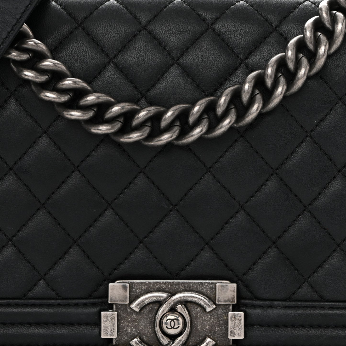 Lambskin Quilted Medium Boy Flap Black