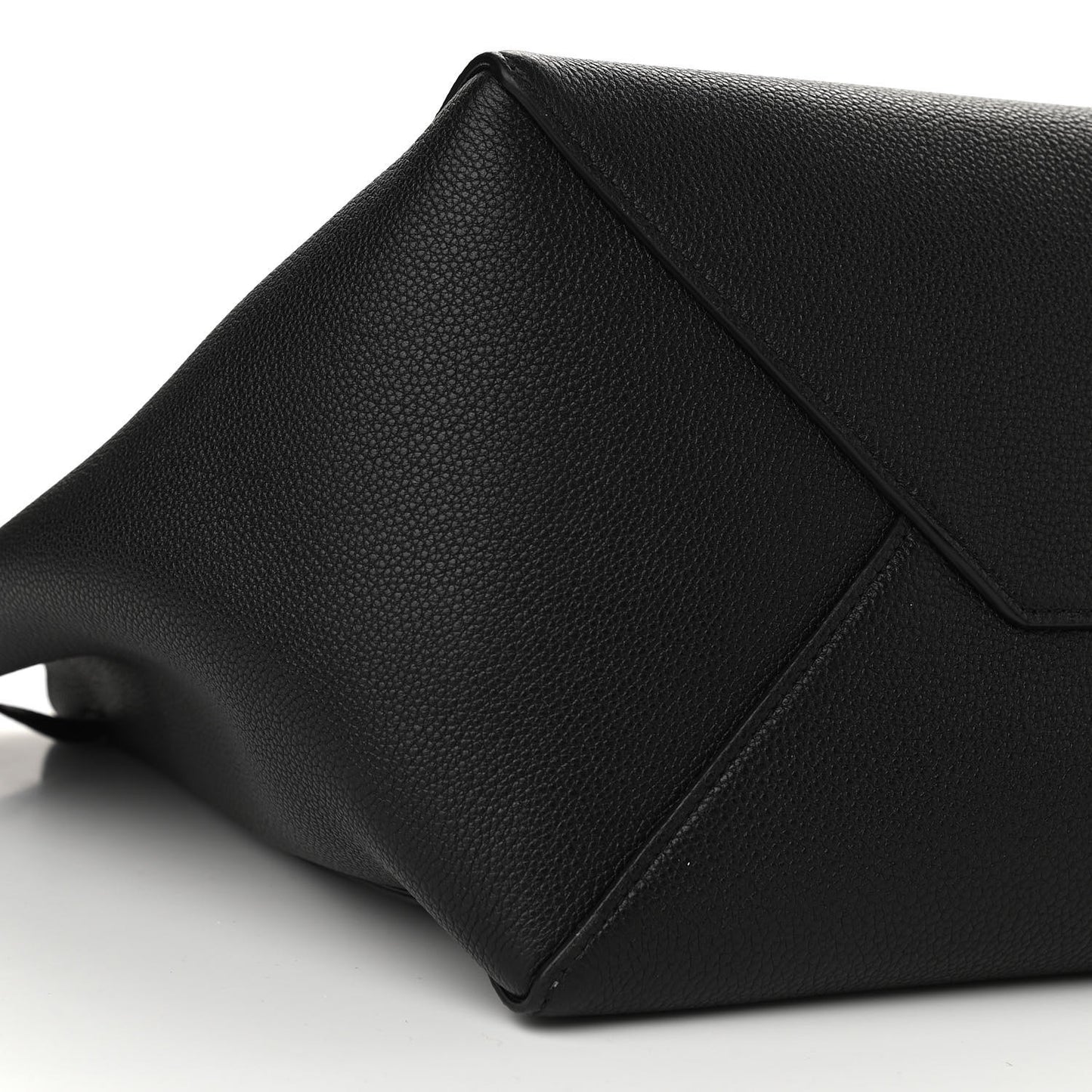 Soft Grained Calfskin Small Belt Cabas Phantom Black