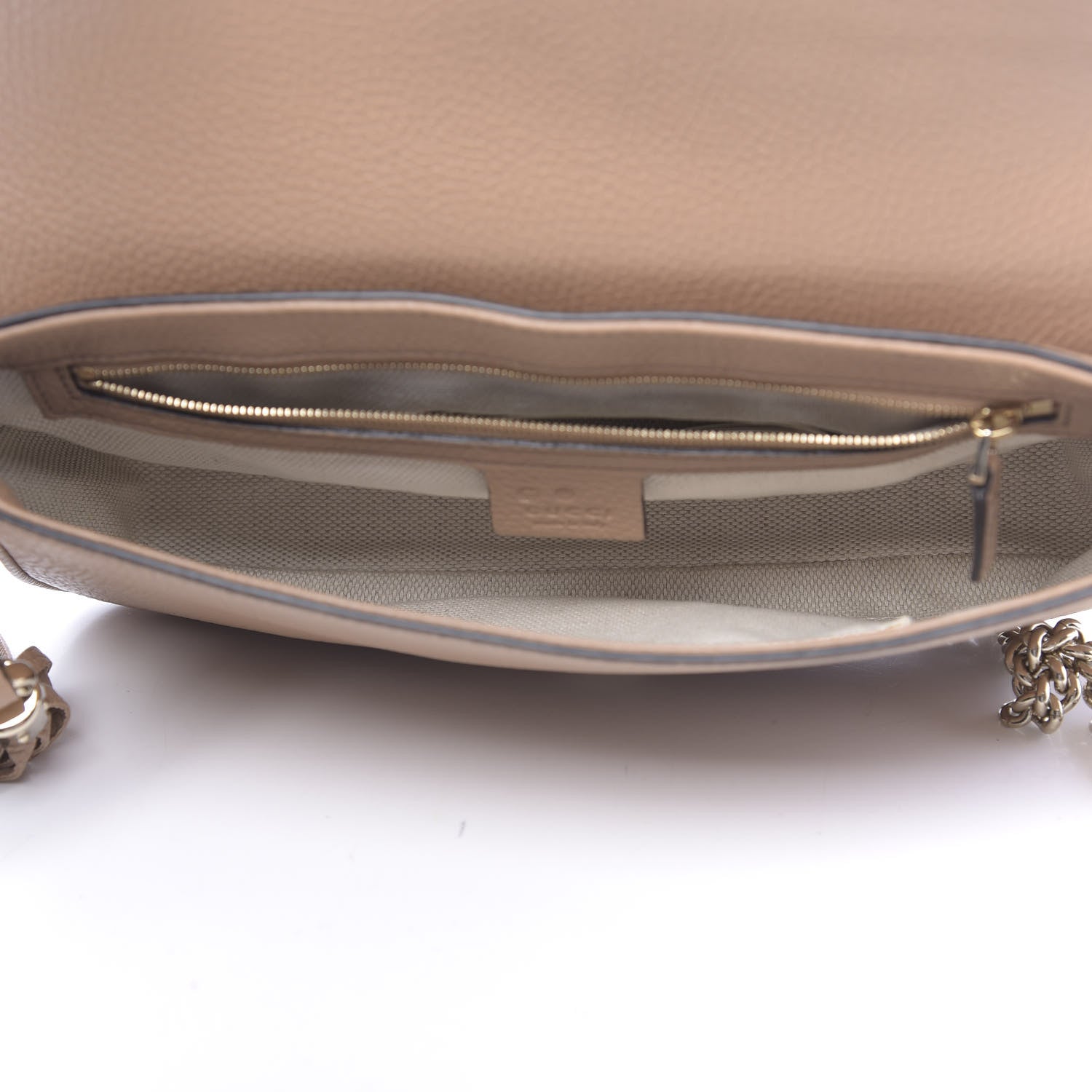 Gucci Pebbled Calfskin Medium Soho Flap Crossbody Camelia 5 of 11