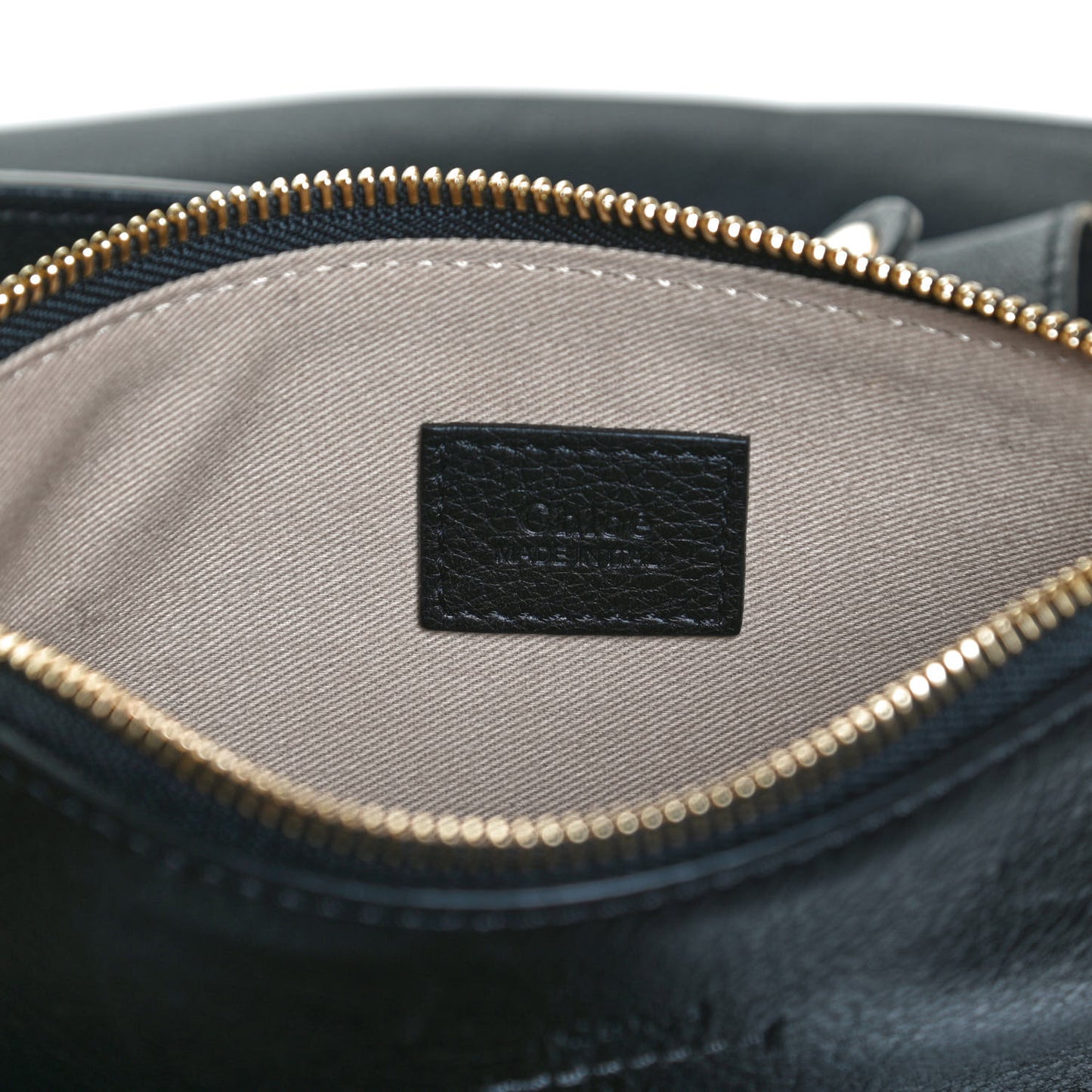 Smooth Calfskin Medium Vick Tote Black