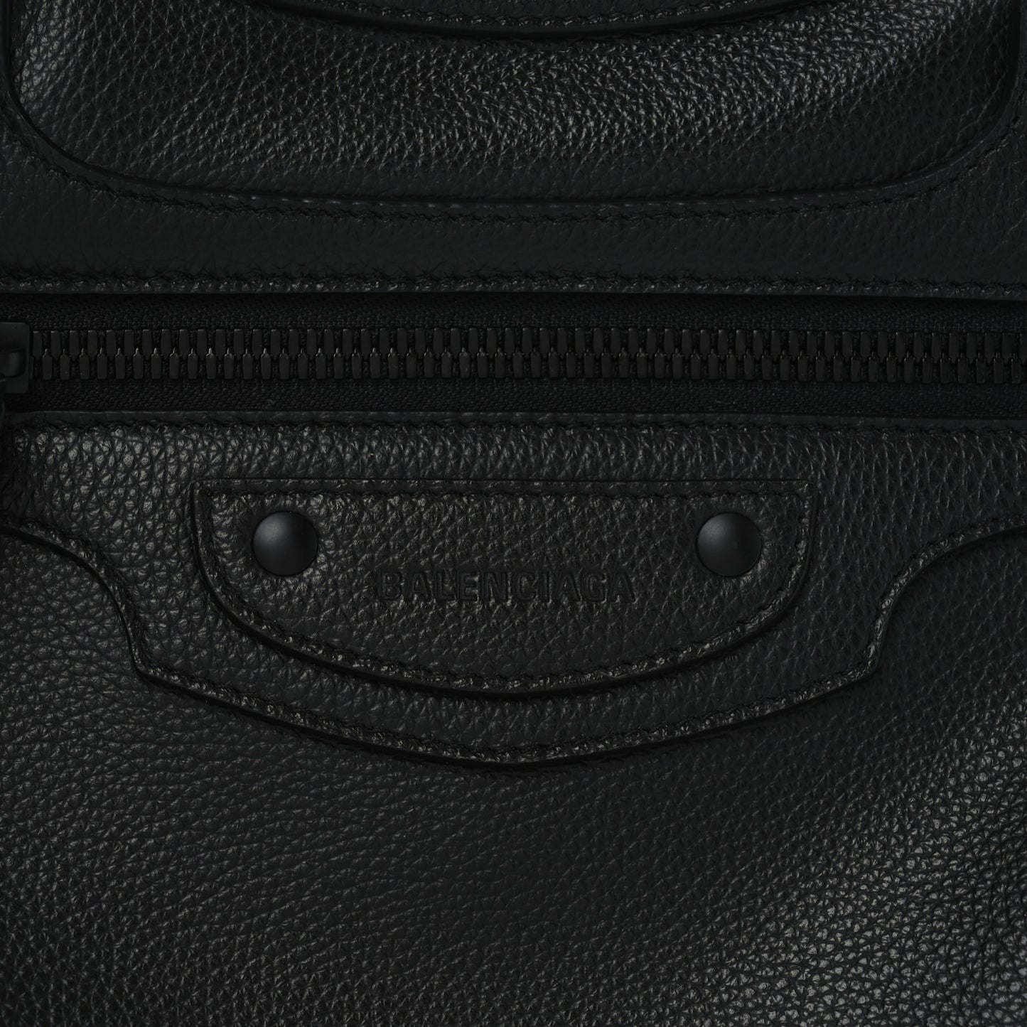 Grained Calfskin Neo Classic Black Hardware Medium City Black