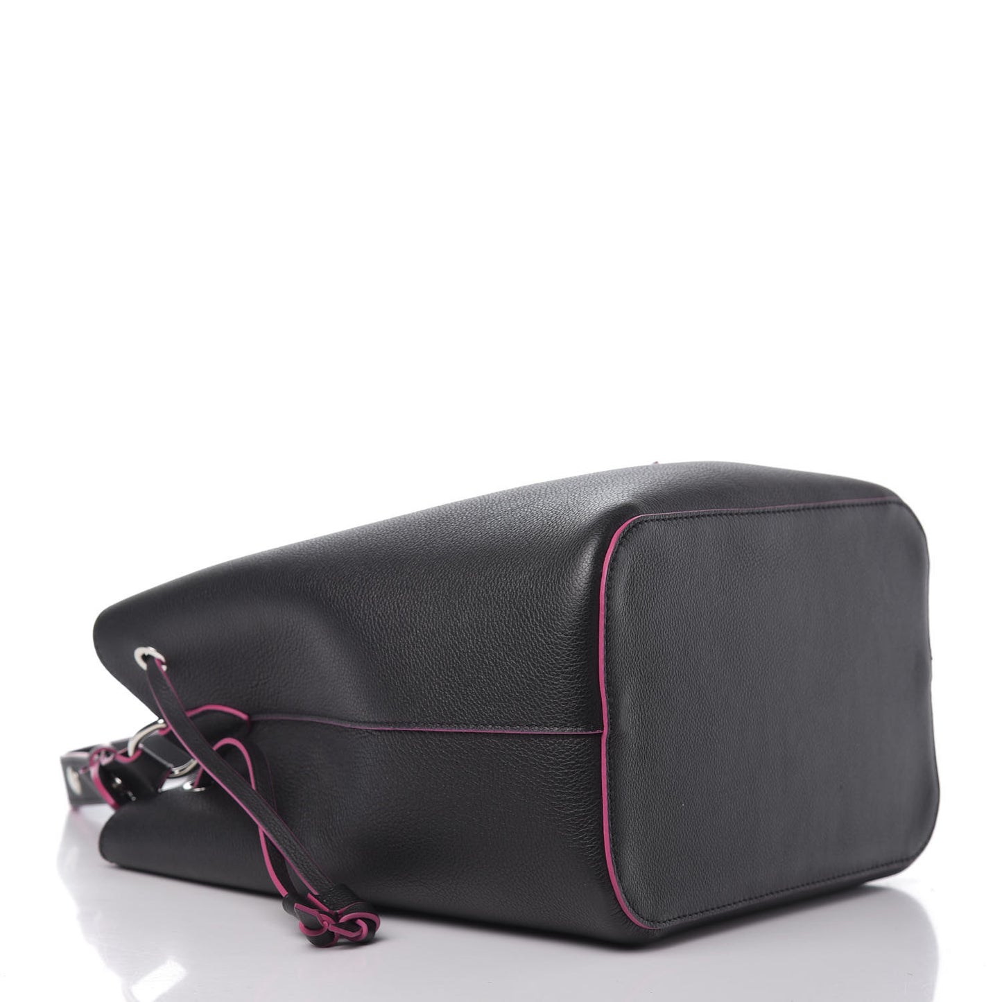 Calfskin Lockme Bucket Black