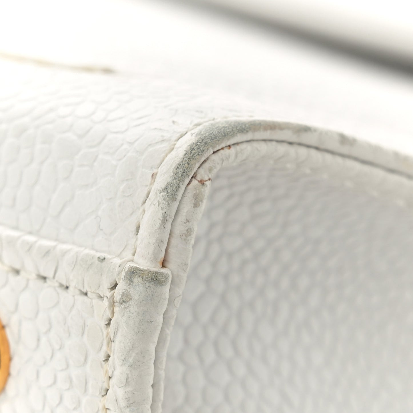 Caviar CC Shoulder Bag White