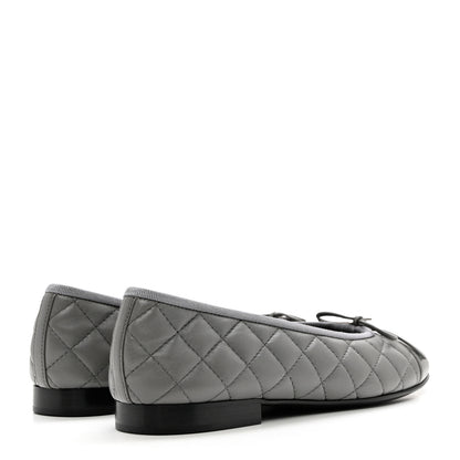 Chanel Crumpled Lambskin Quilted CC Ballerina Flats 39 Grey 4 of 8