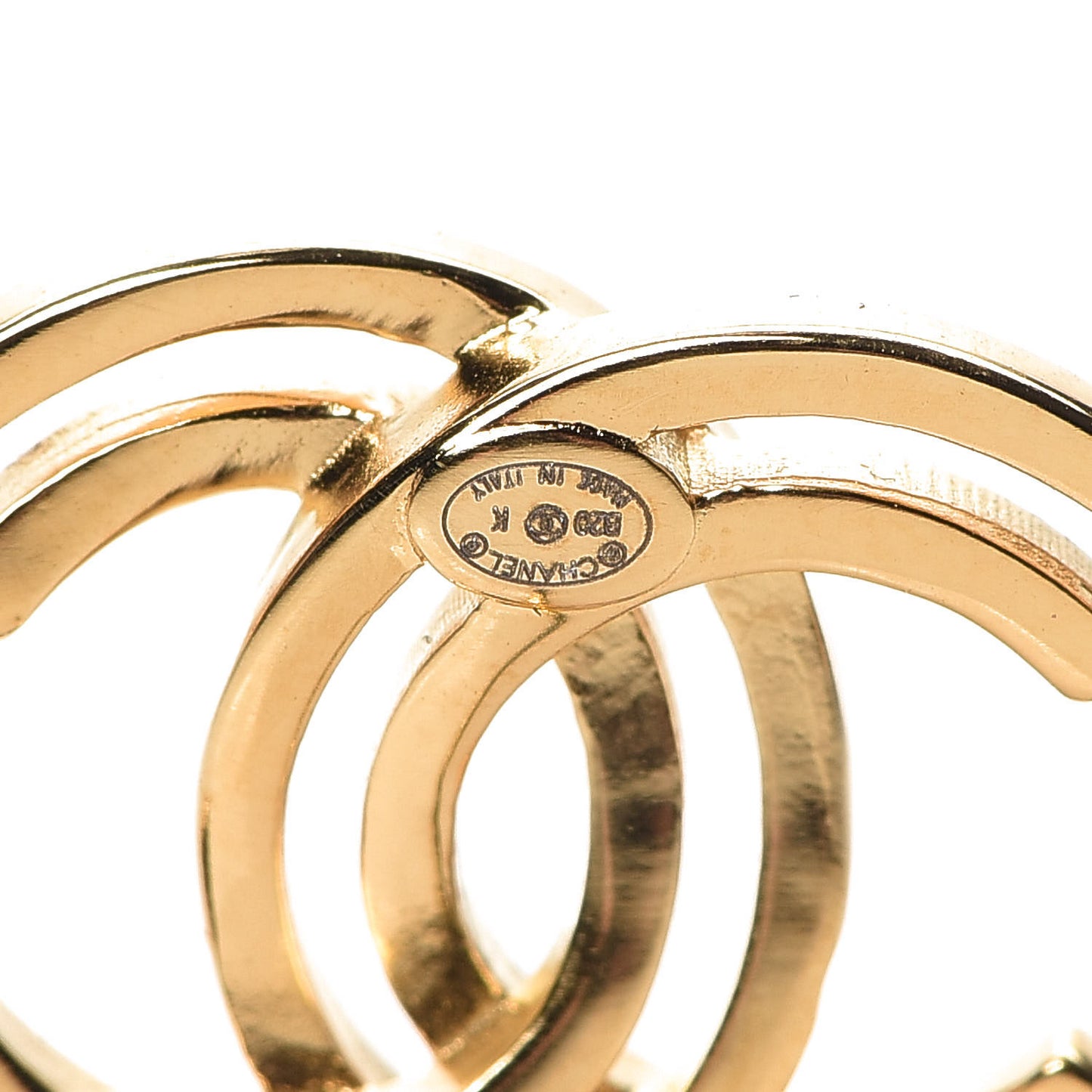 Metal Obazine CC Earrings Gold