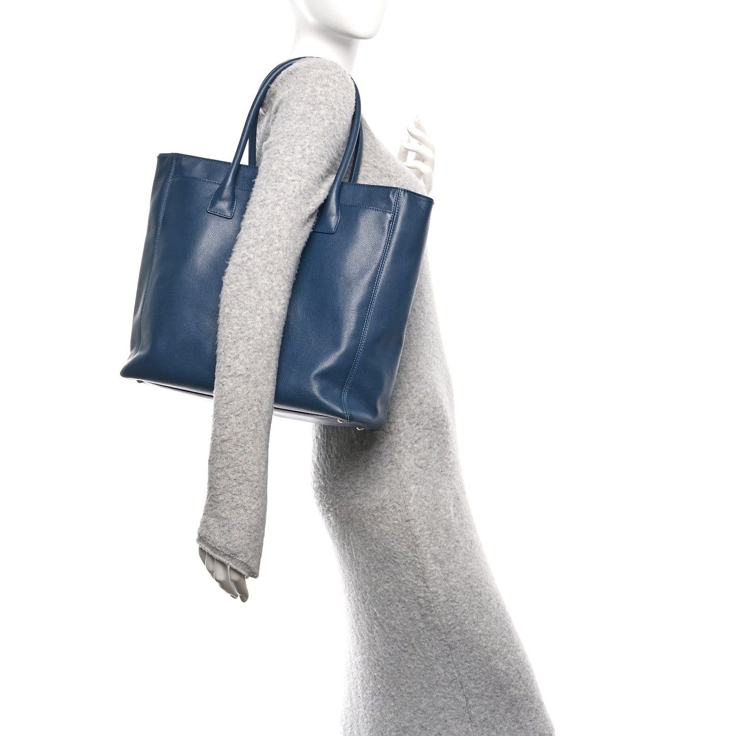 Caviar Tall Cerf Tote Blue