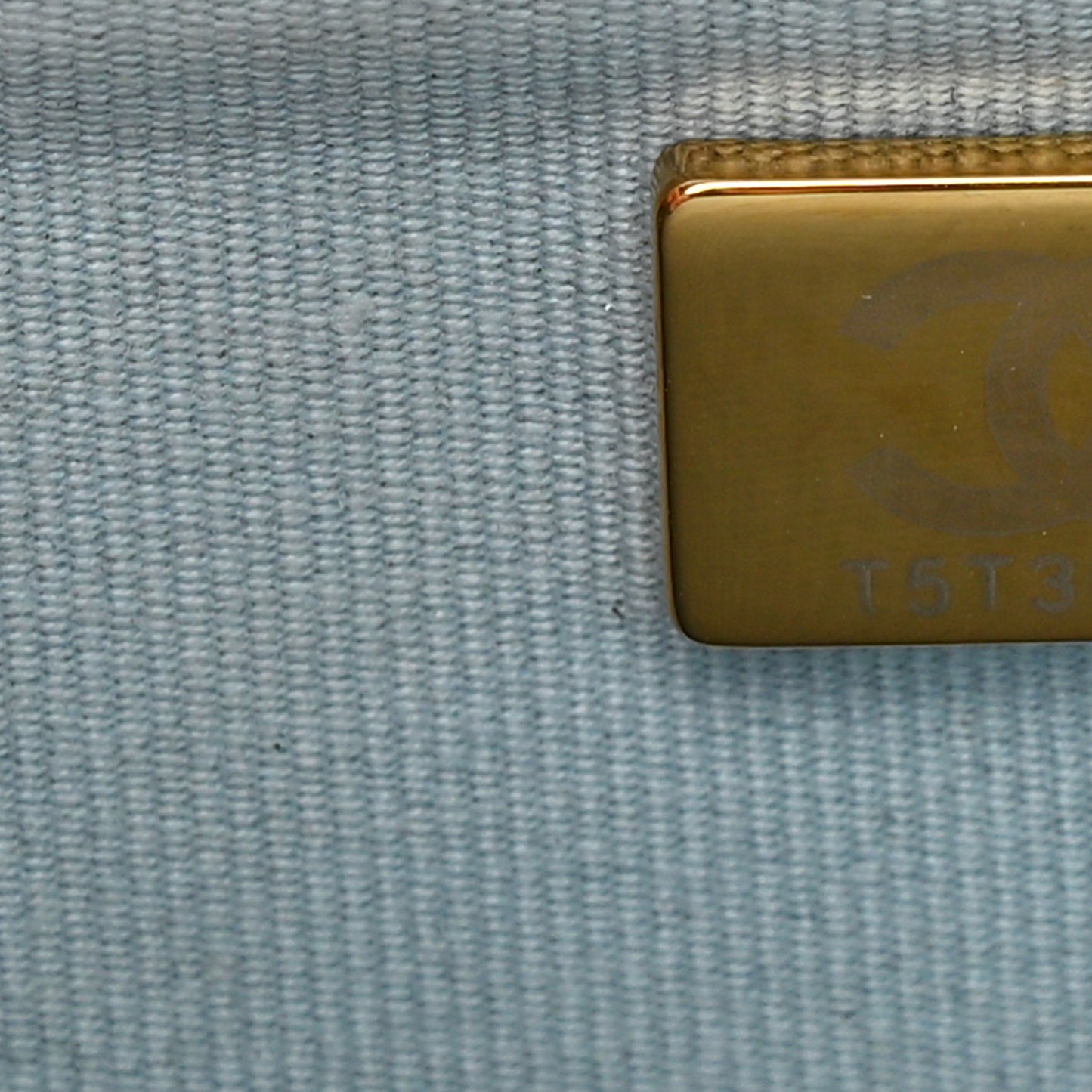 Caviar Quilted Wallet On Chain WOC Light Blue