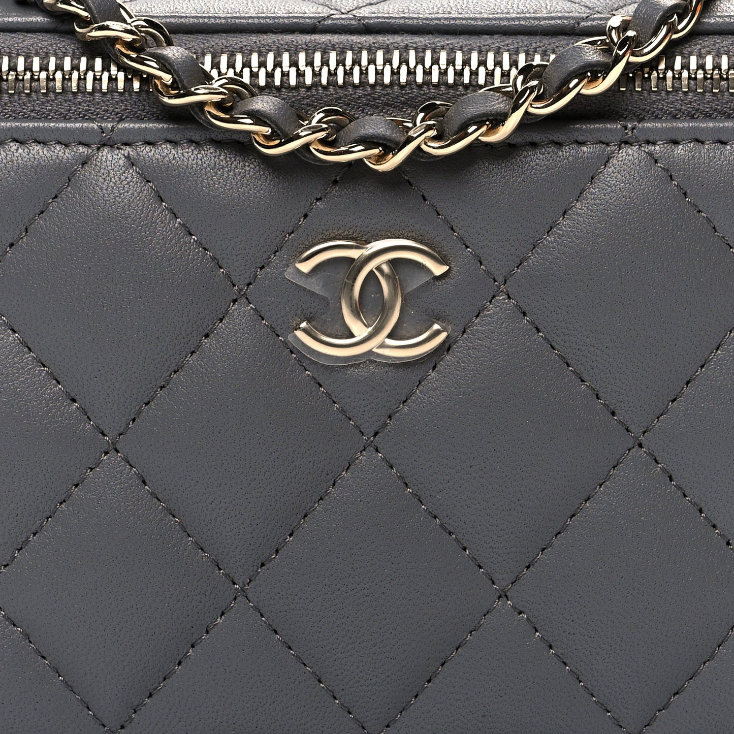 Lambskin Quilted Small Top Handle Vanity Case With Chain Grey