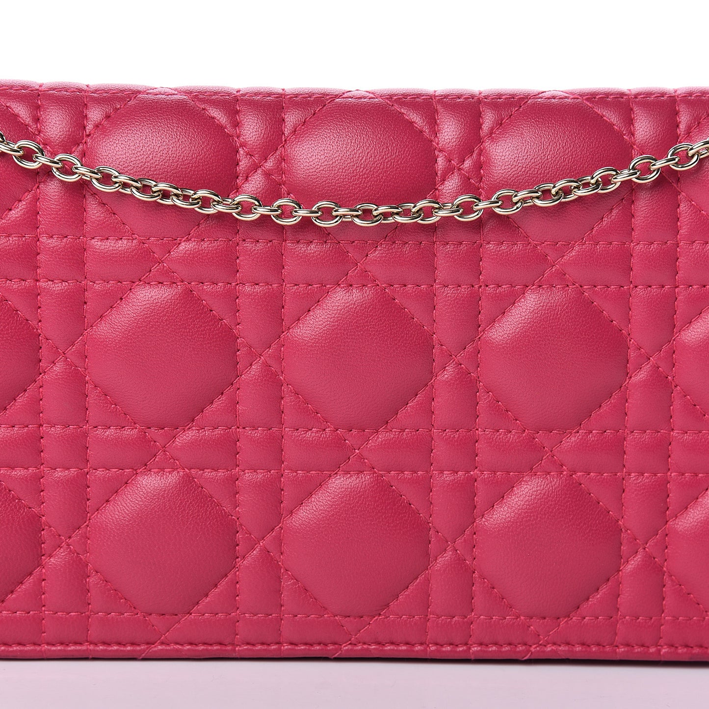 Lambskin Cannage Rendezvous Chain Wallet Pink