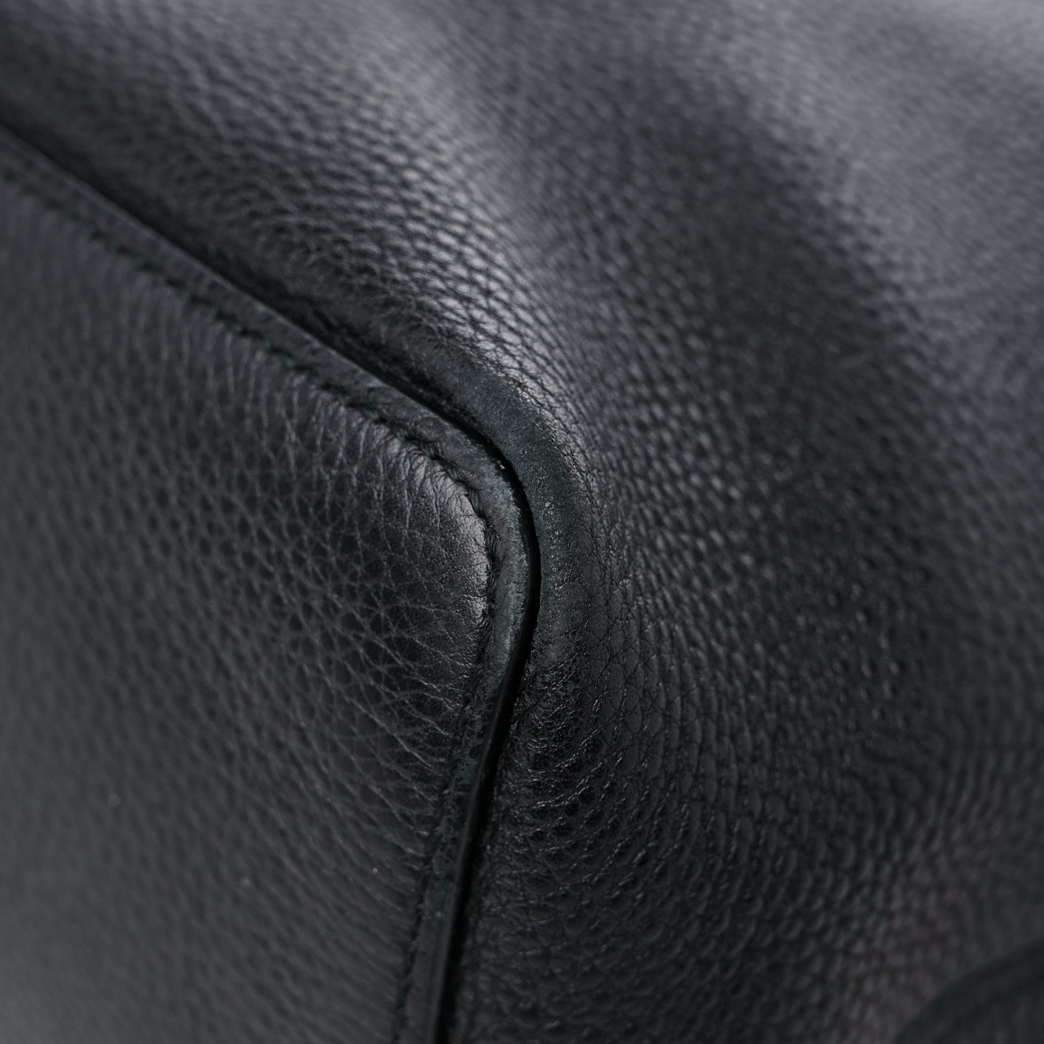 Gucci Pebbled Calfskin Large Soho Hobo Black 9 of 17