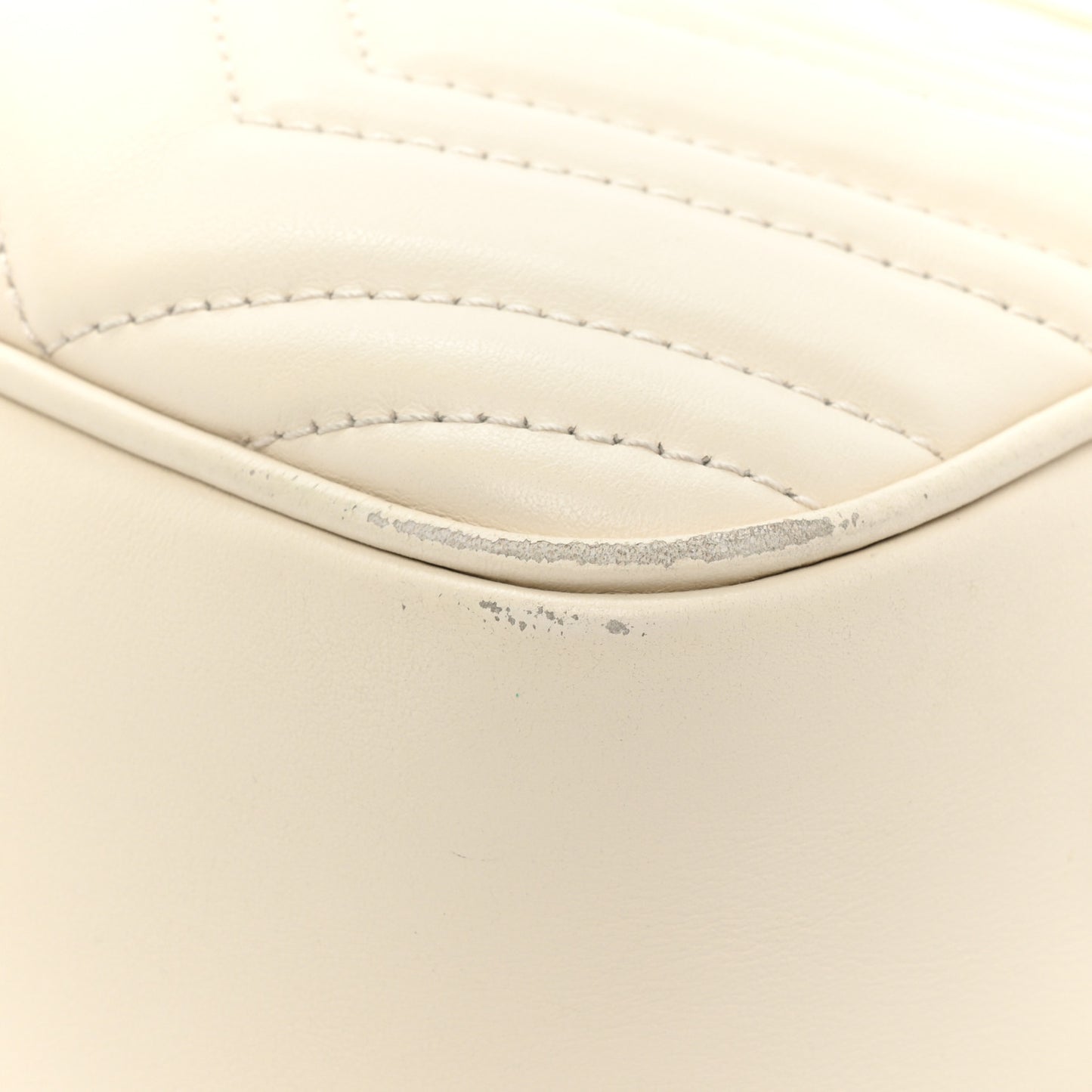 Calfskin Matelasse Small GG Marmont Chain Shoulder Bag White