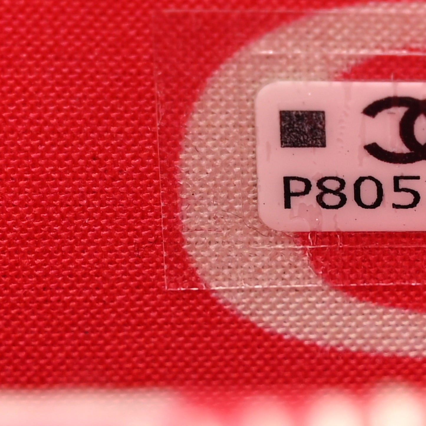 Caviar Quilted Coco Chanel Logo CC Zip Coin Purse Fuchsia