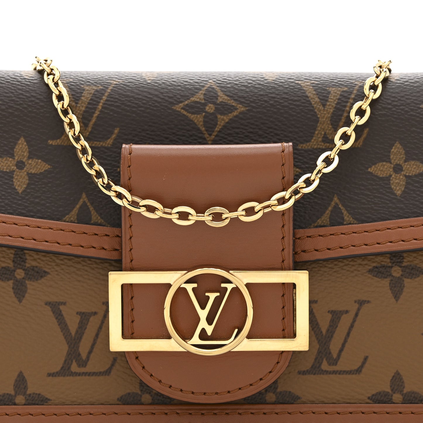 Reverse Monogram Dauphine Chain Wallet
