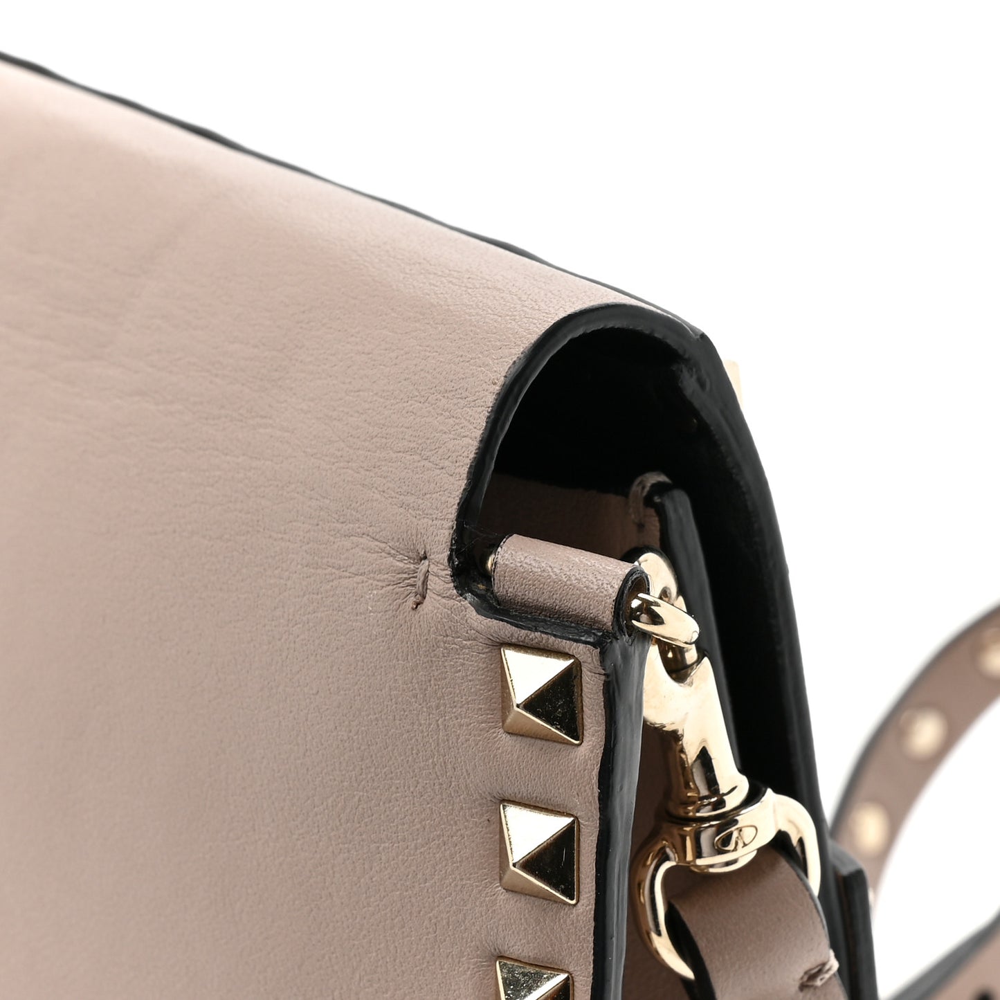 Vitello Rockstud Side Slip Crossbody Poudre